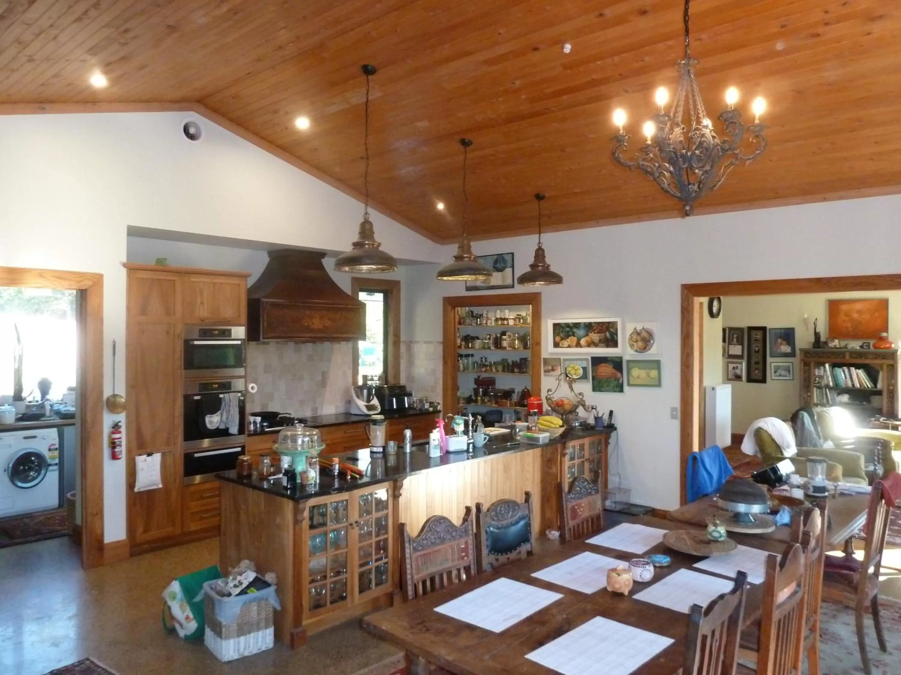 Kitchen or kitchenette in Redwood Valley B & B