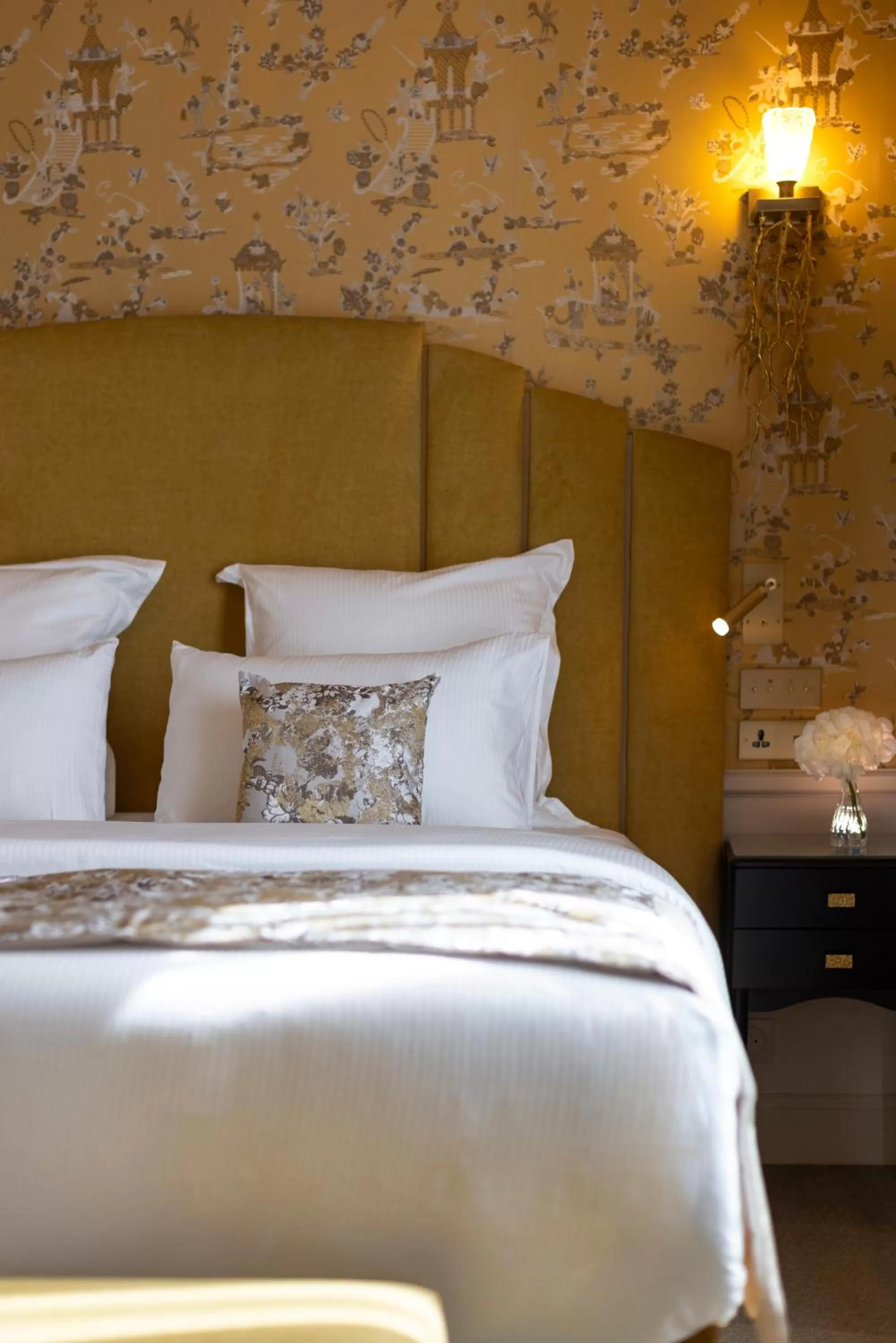 Bed in Manolita Paris