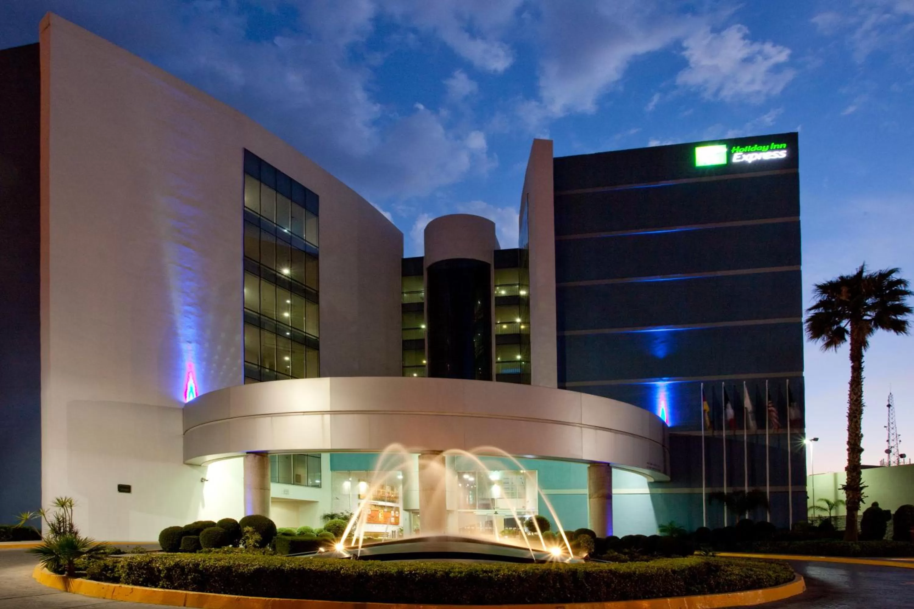 Property building in Holiday Inn Express San Luis Potosí by IHG
