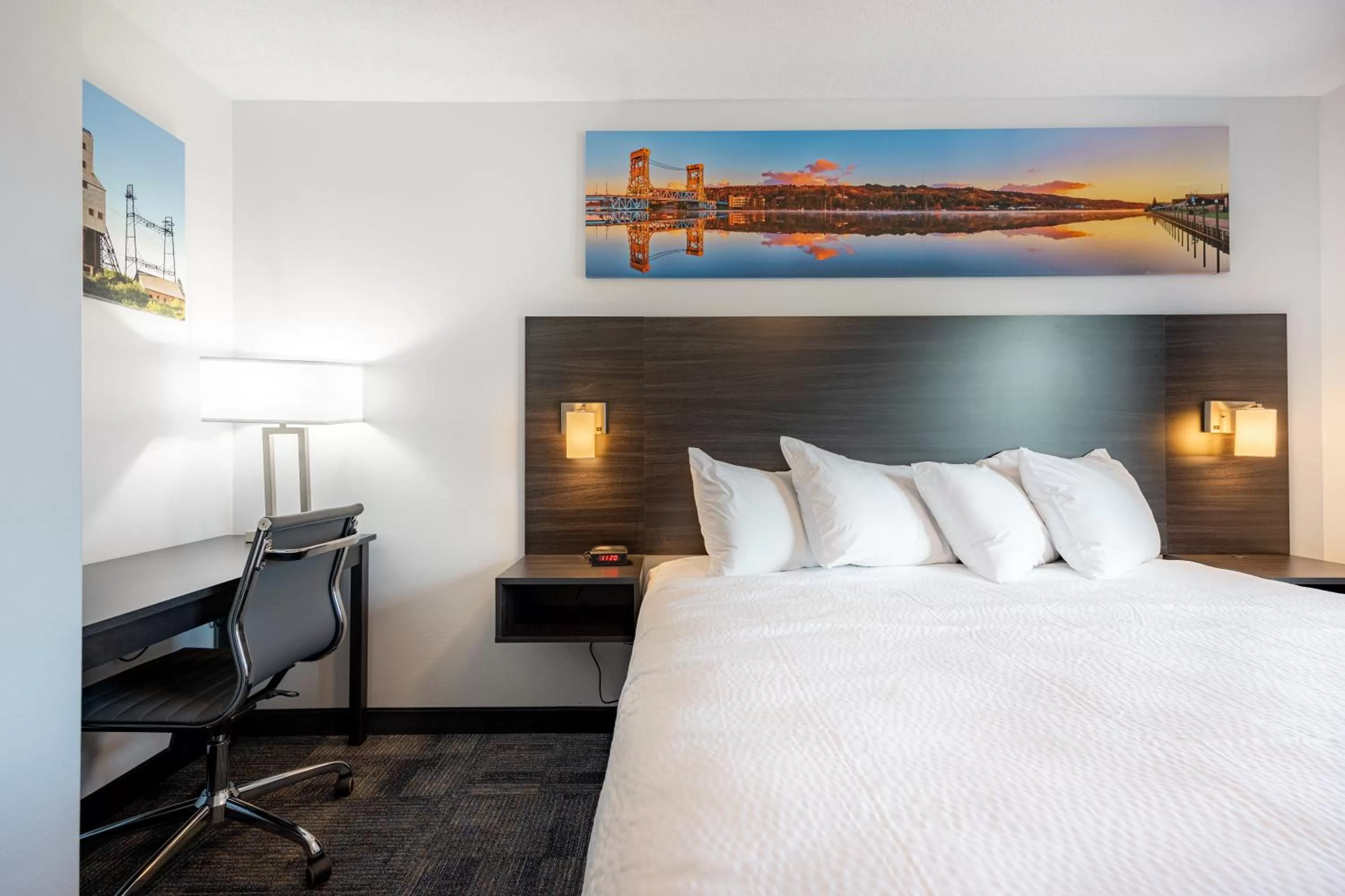 Bed in Independence Stay Hotel and Long term suites