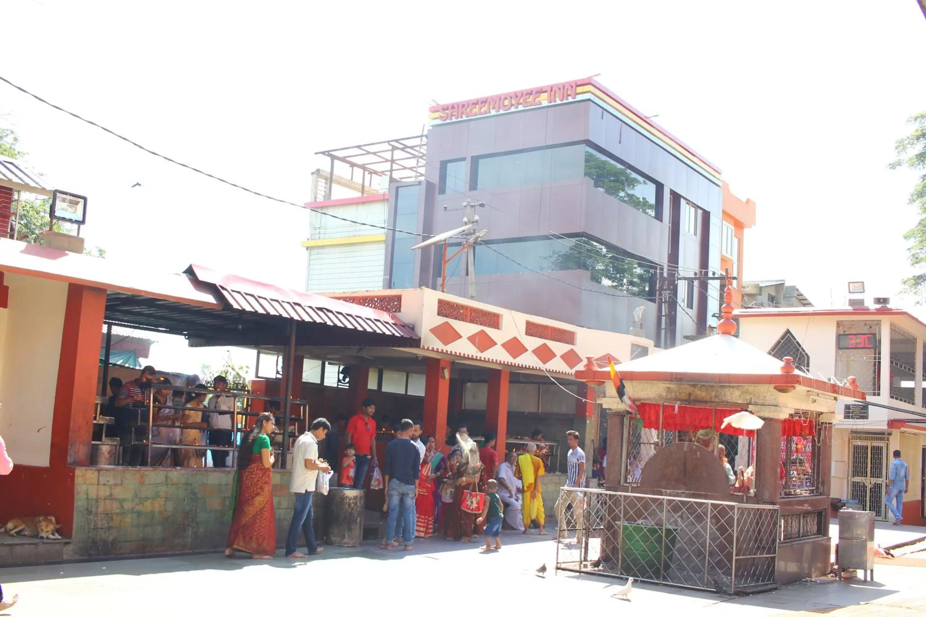Property building in Hotel Shreemoyee Inn - Kamakhya Temple