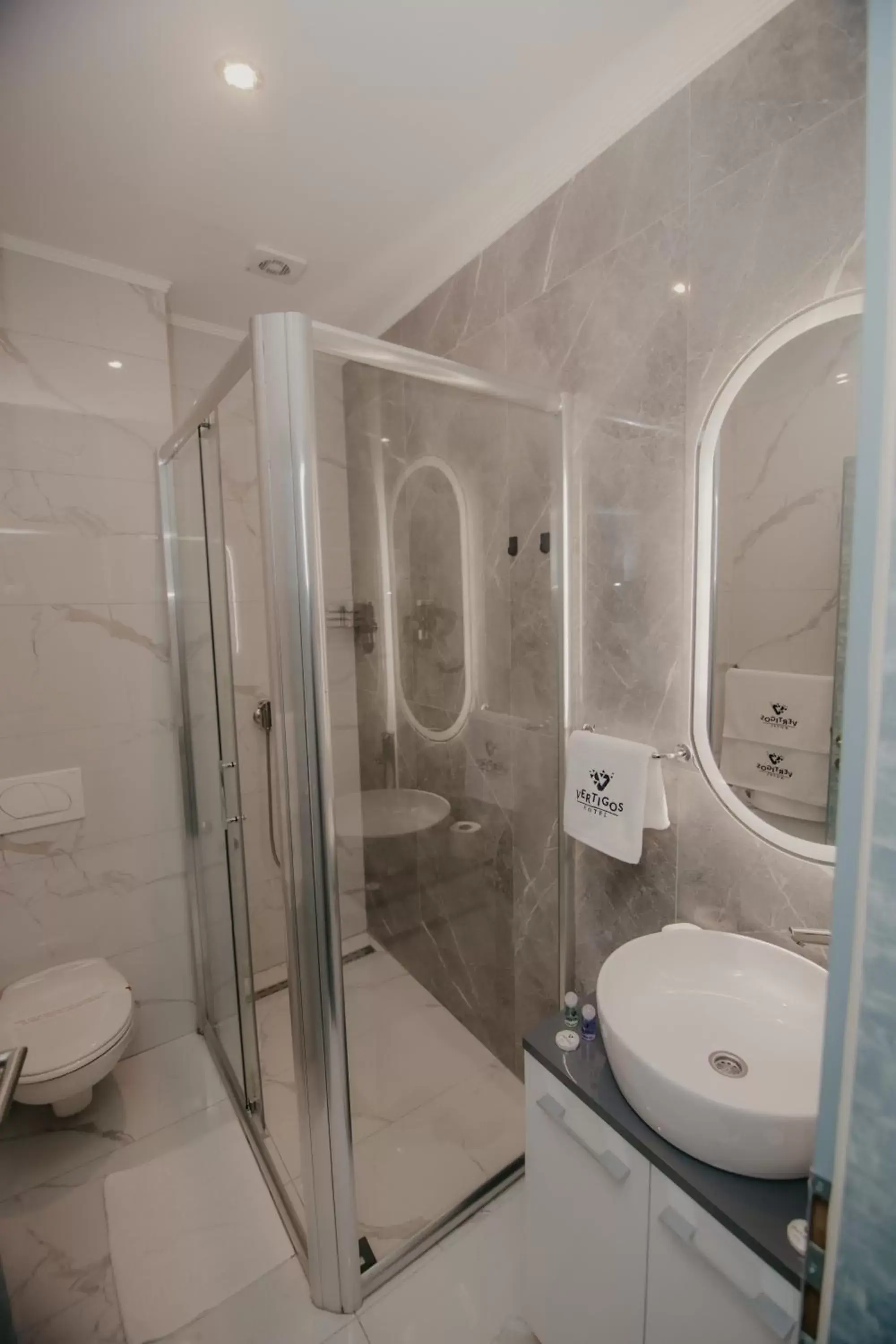 Deluxe Double or Twin Room - single occupancy in Hotel Vertigos Deluxe Double or Twin Room - single occupancy in Hotel Vertigos