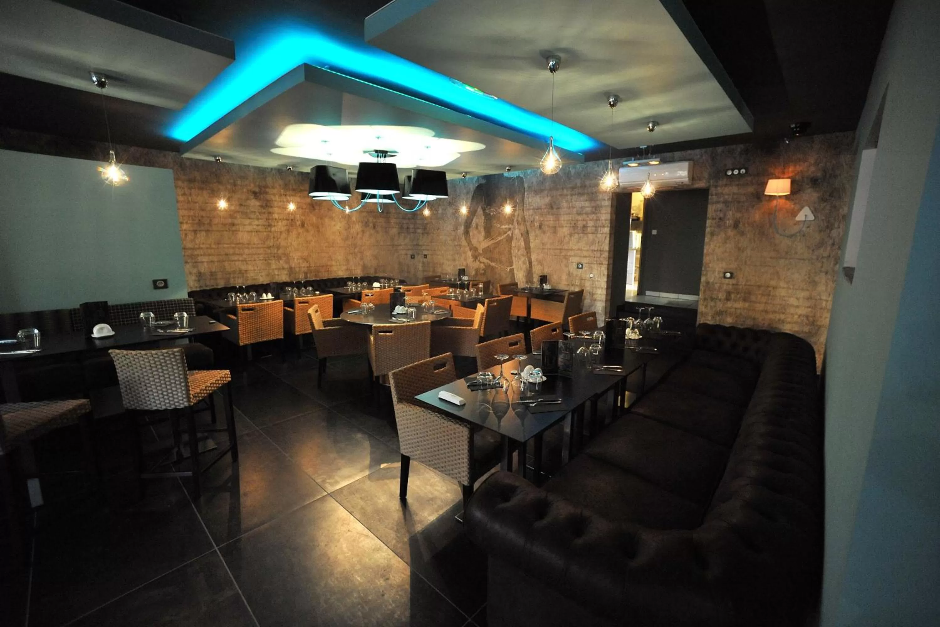 Dining area in Nota Bene