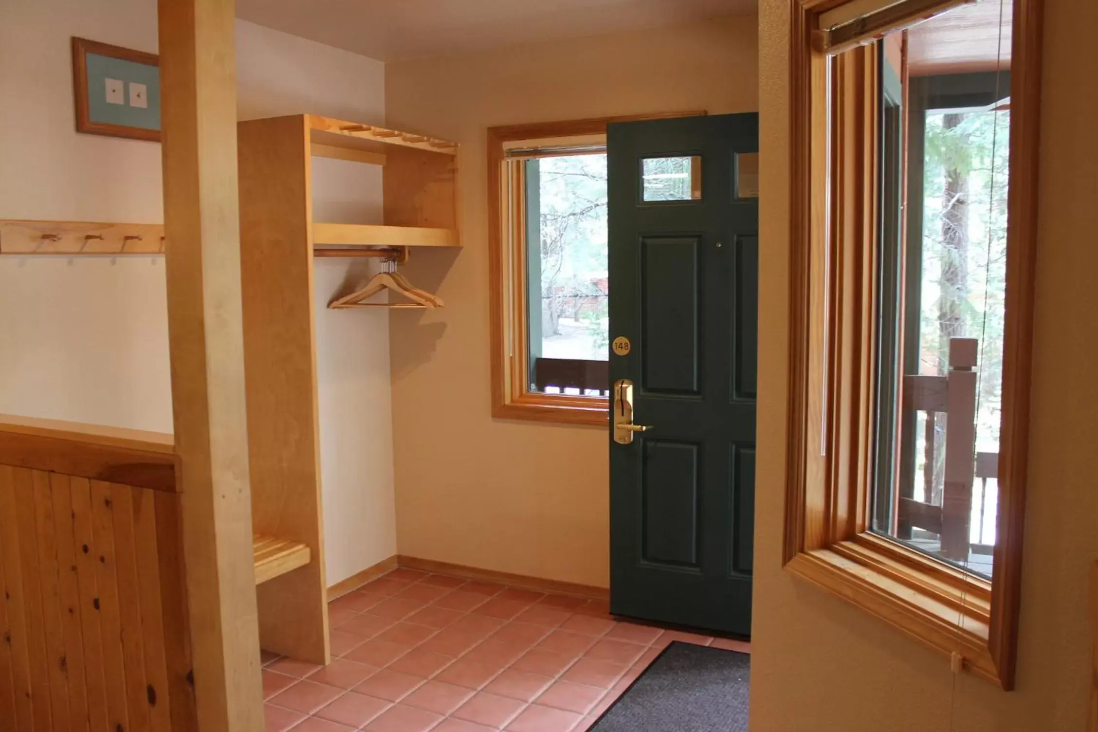 Two-Bedroom Chalet with Forest View in Mount Shasta Resort Two-Bedroom Chalet with Forest View in Mount Shasta Resort