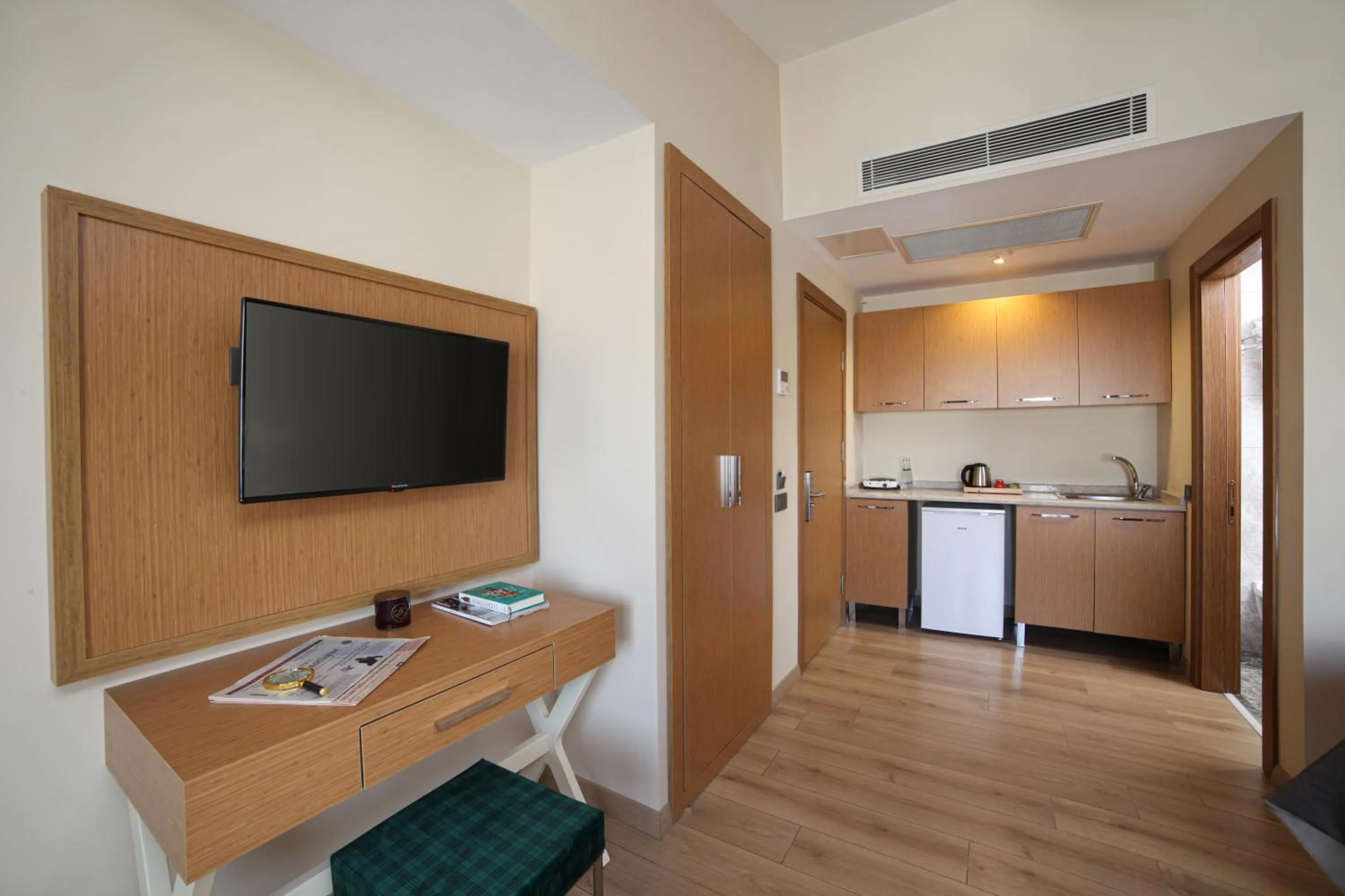 TV and multimedia in The Fox Hotel