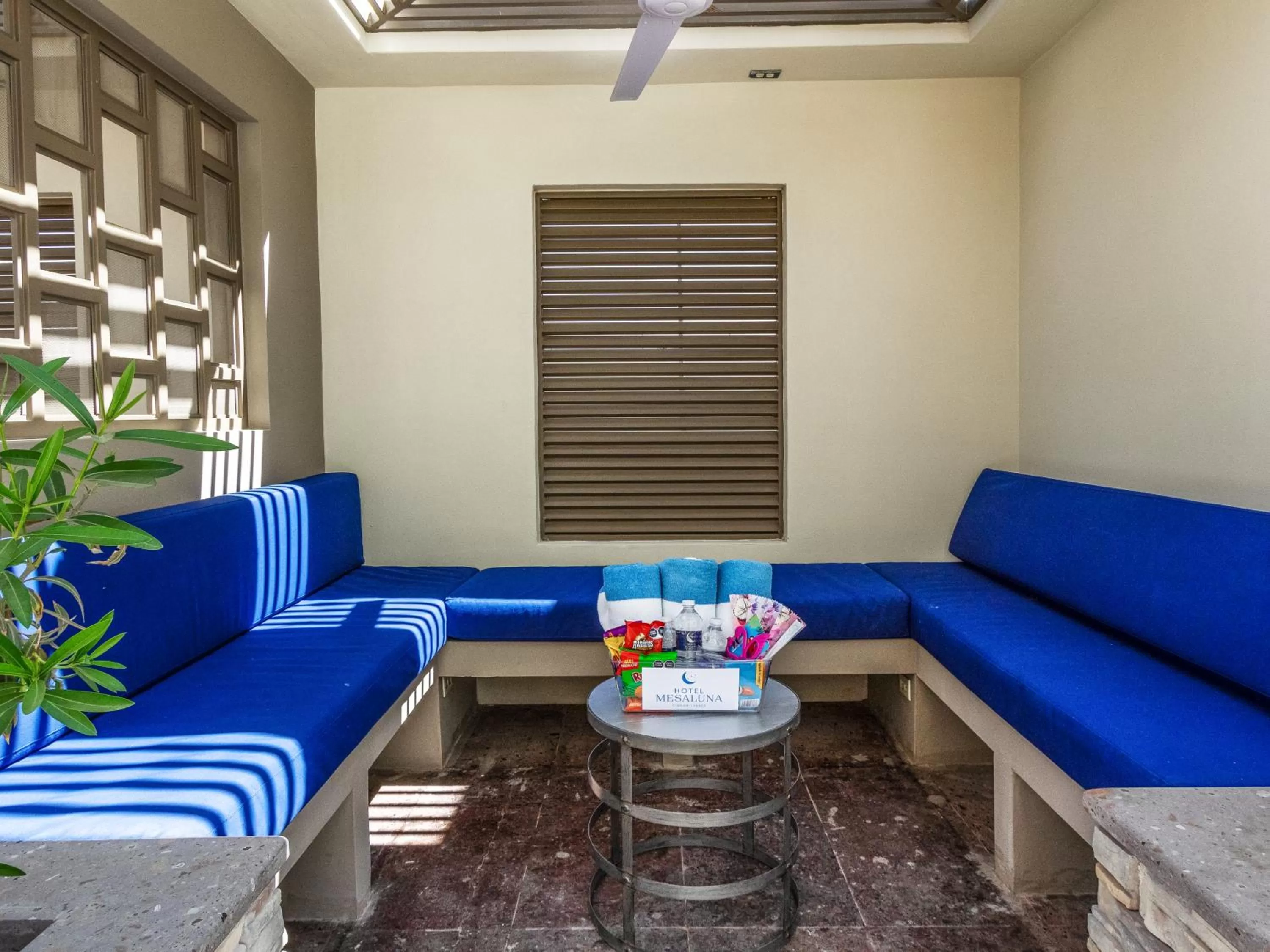 Seating Area in Hotel Mesaluna Near American Consulate