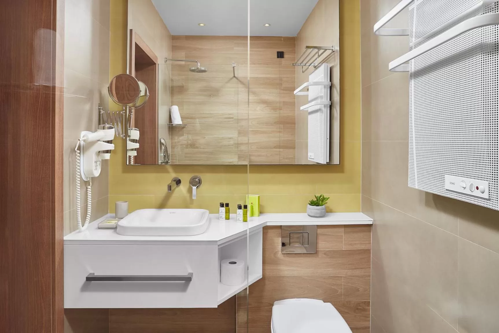 Toilet in Panoramika Design Hotel