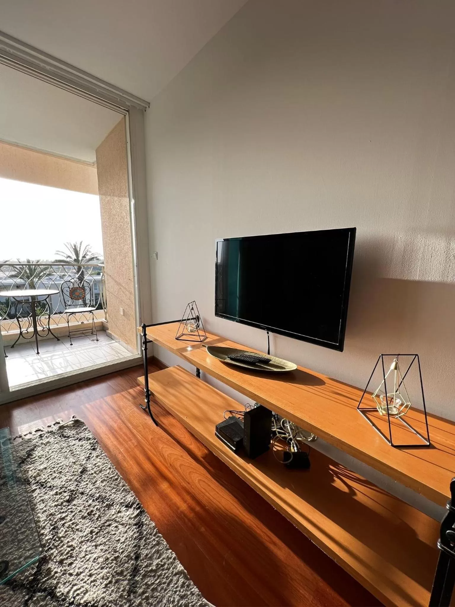 TV/Entertainment Center in Suite Marina Caesarea