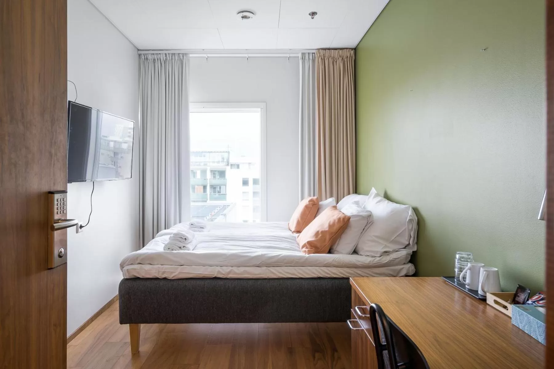 Bedroom, Bed in Hiisi Hotel Helsinki Jätkäsaari