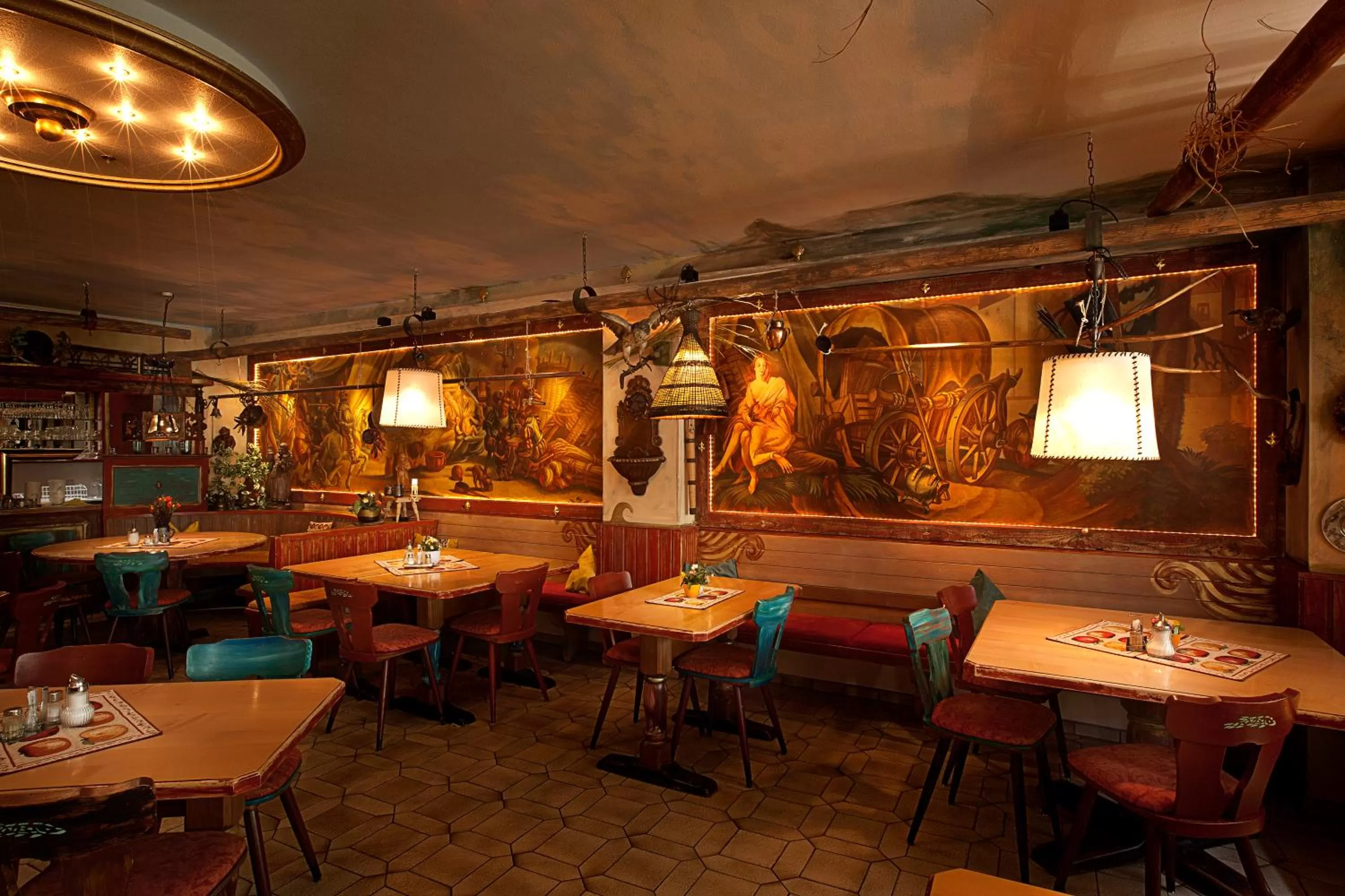 Restaurant/places to eat in Altstadthotel "Zum Hechten"