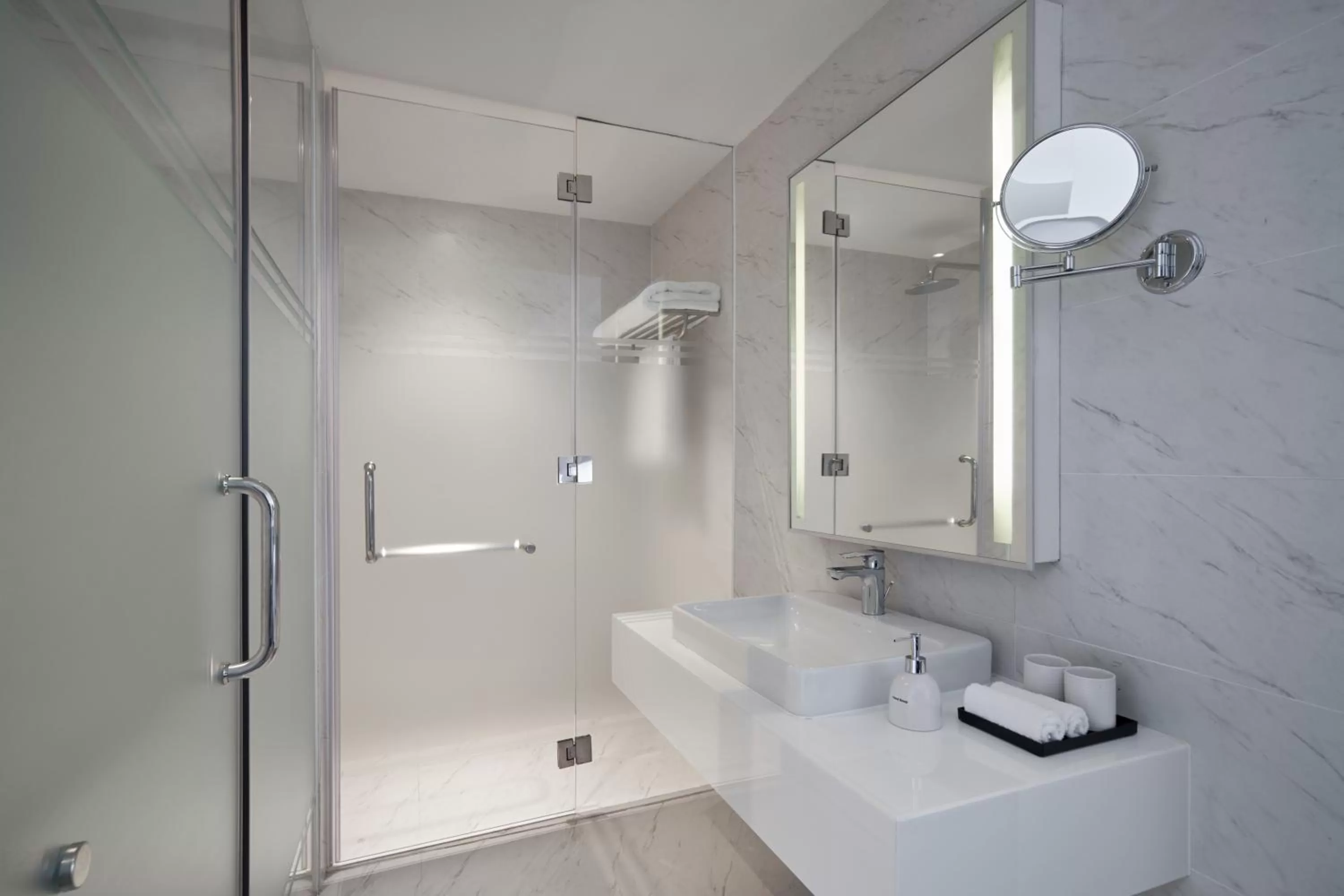 Bathroom in M Village Hotel Tôn Thất Đạm