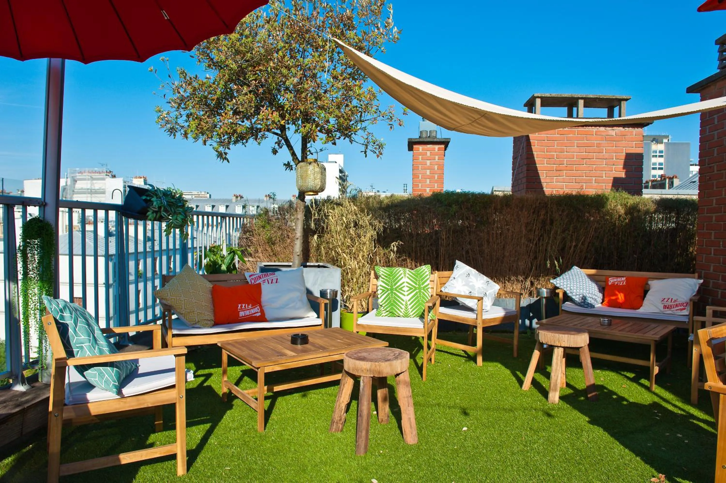 Balcony/Terrace in Mercure Paris Bastille Saint Antoine