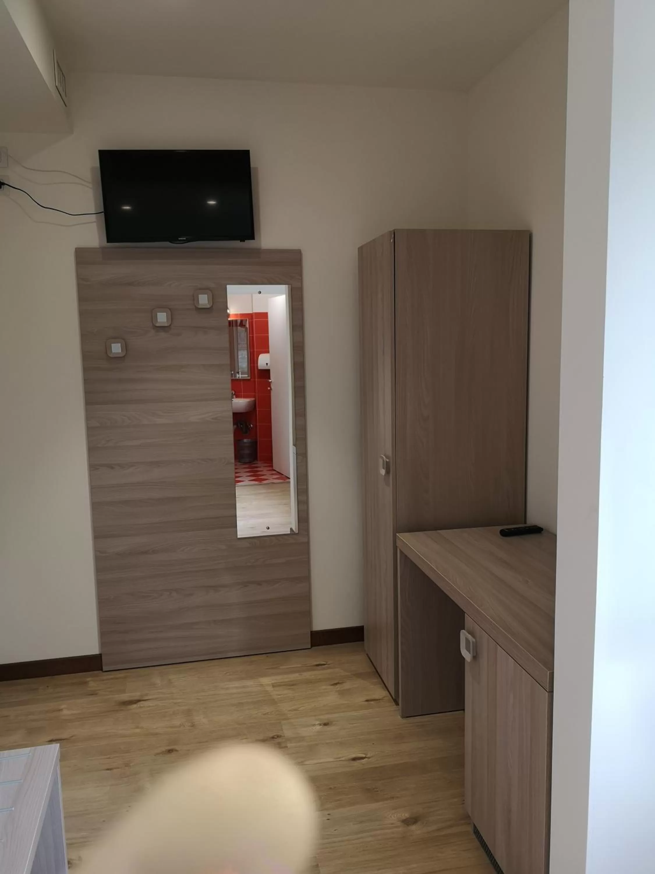 TV and multimedia in Hotel Clodi