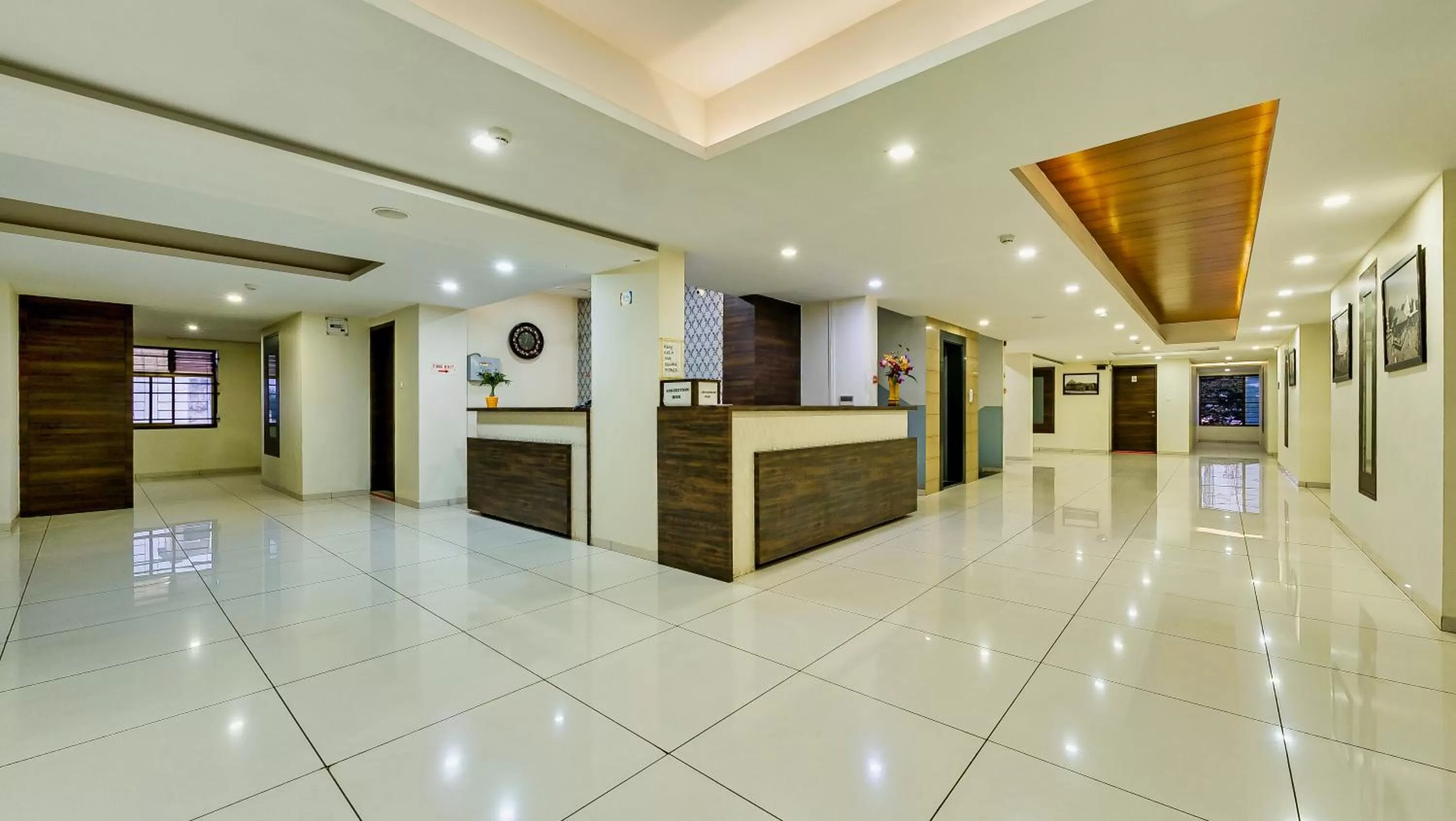 Lobby or reception in Hotel Galaxy Inn Kolhapur