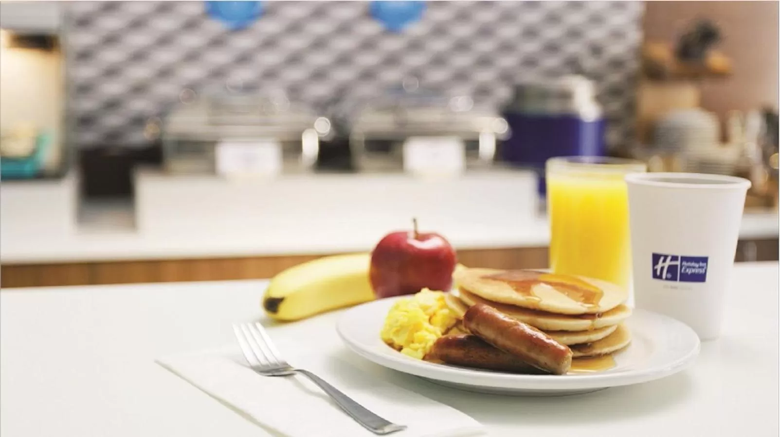 Breakfast in Holiday Inn Express Atlanta - Northeast I-85 - Clairmont Road by IHG