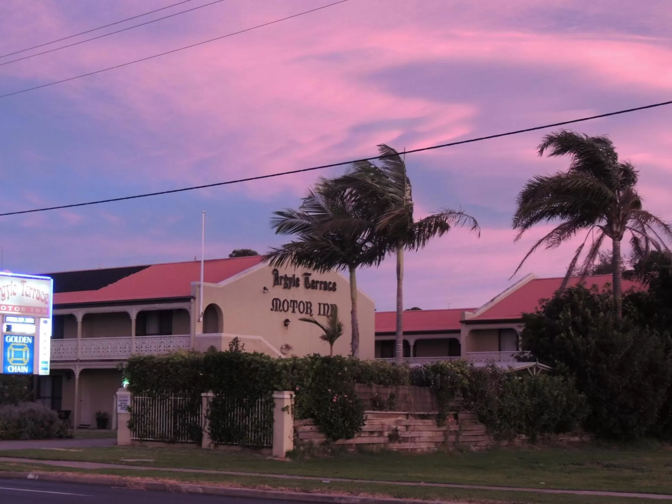 Facade/entrance in Argyle Terrace Motor Inn