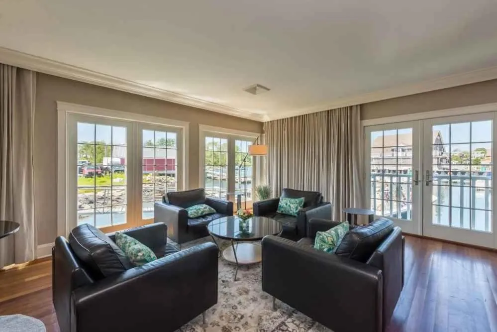 Seating area in Breakwater Inn