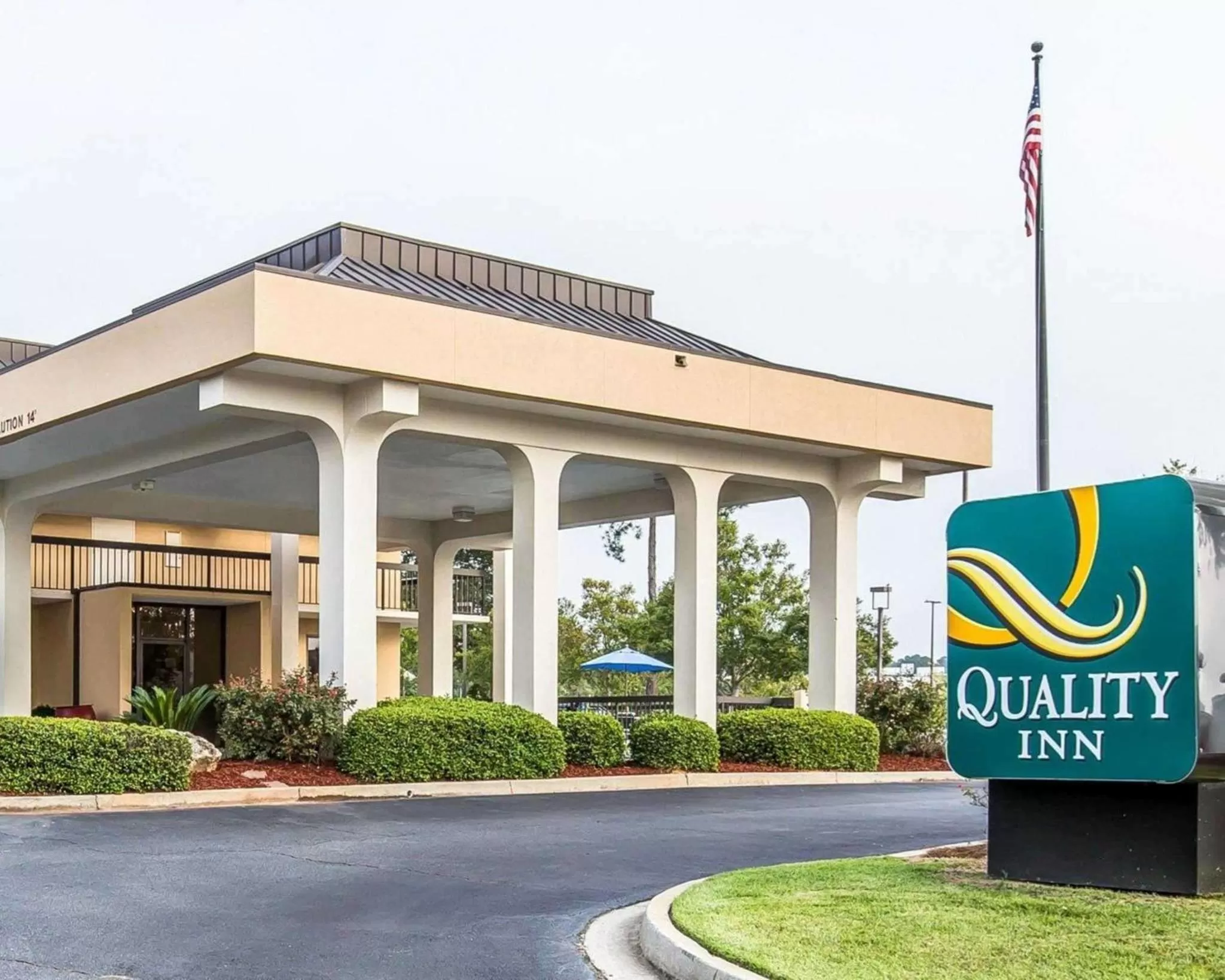 Property building in Quality Inn At the Mall - Valdosta
