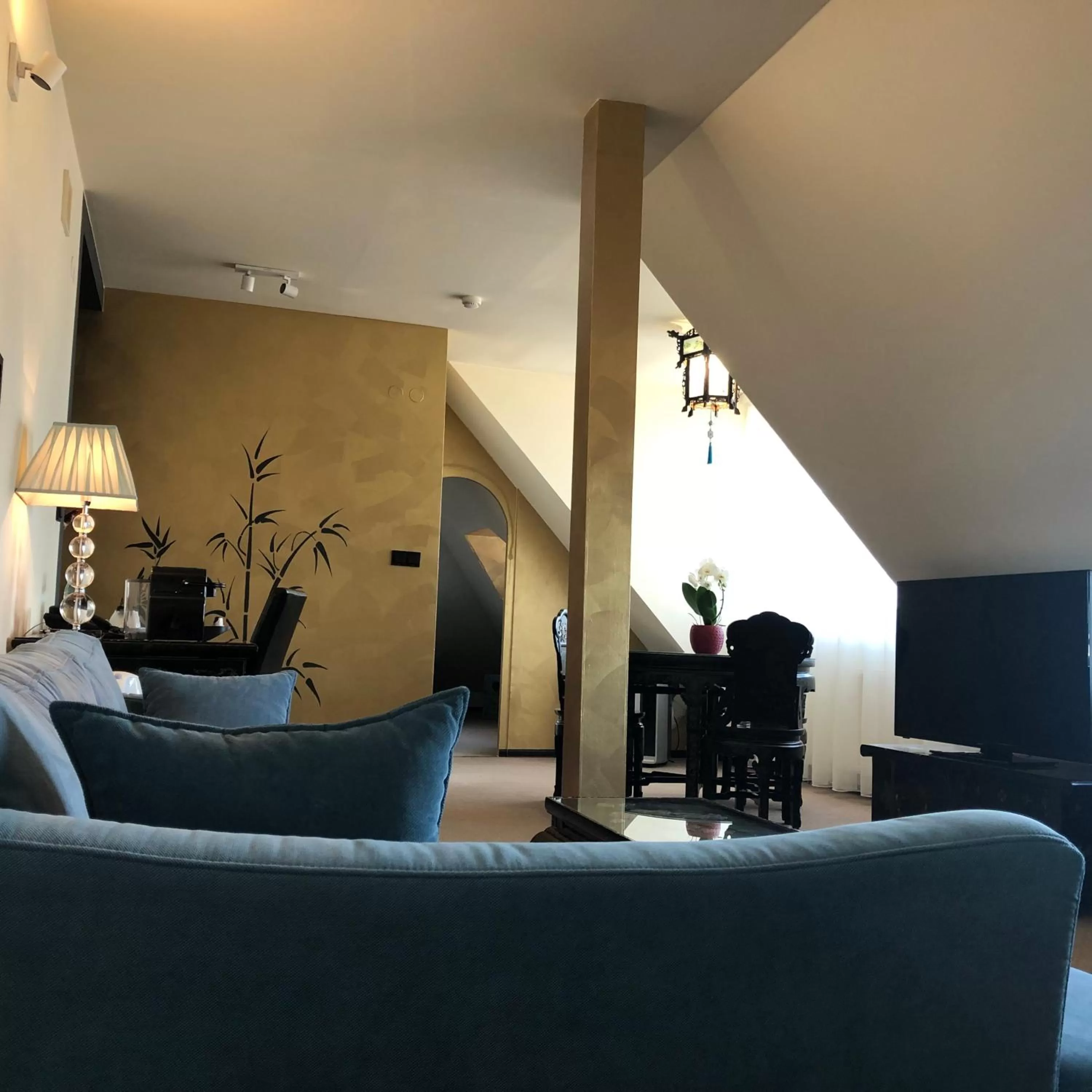 Seating area, Lobby/Reception in Hotel Zhong Hua