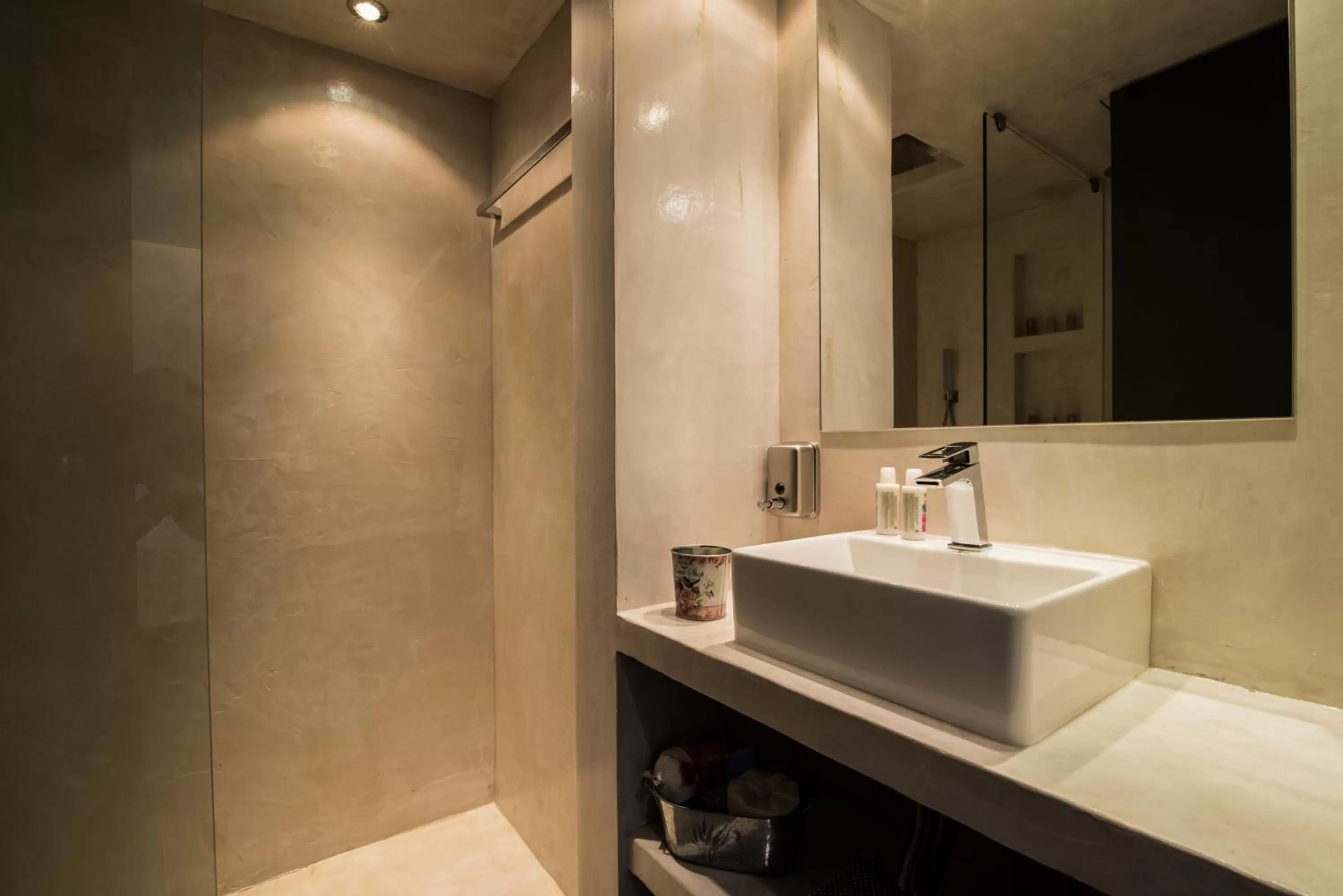 Bathroom in AthinA STREETAPARTMENTS