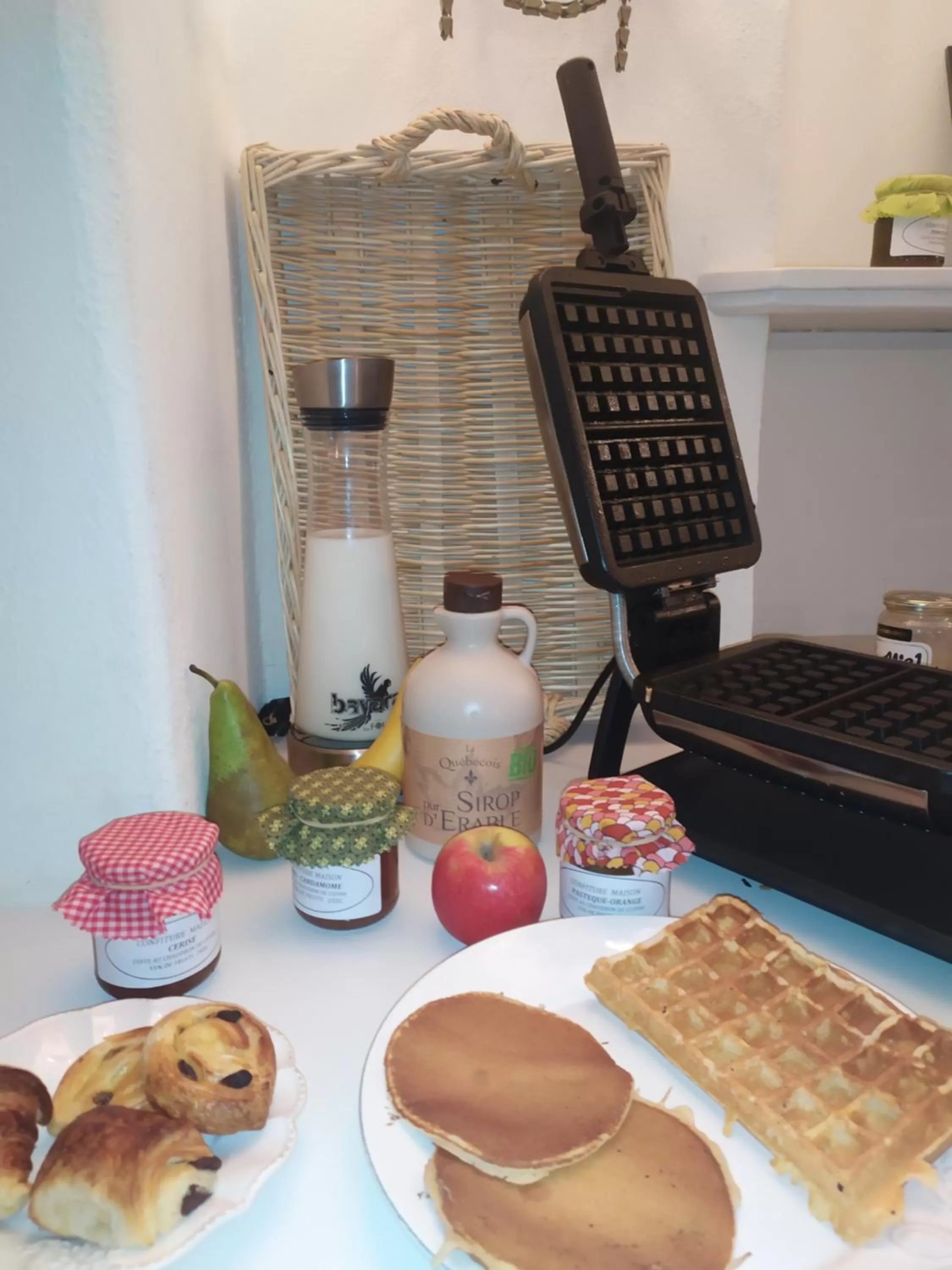 Breakfast in Le Couvent d'Hérépian - Hôtel & Spa