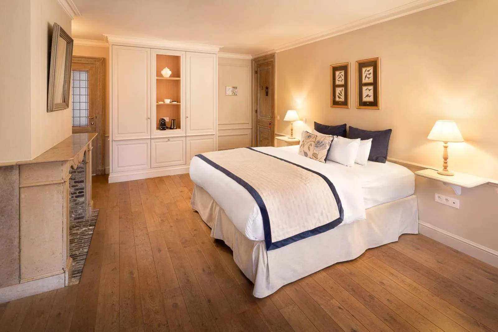 Bedroom, Bed in De Tuilerieën - Small Luxury Hotels of the World