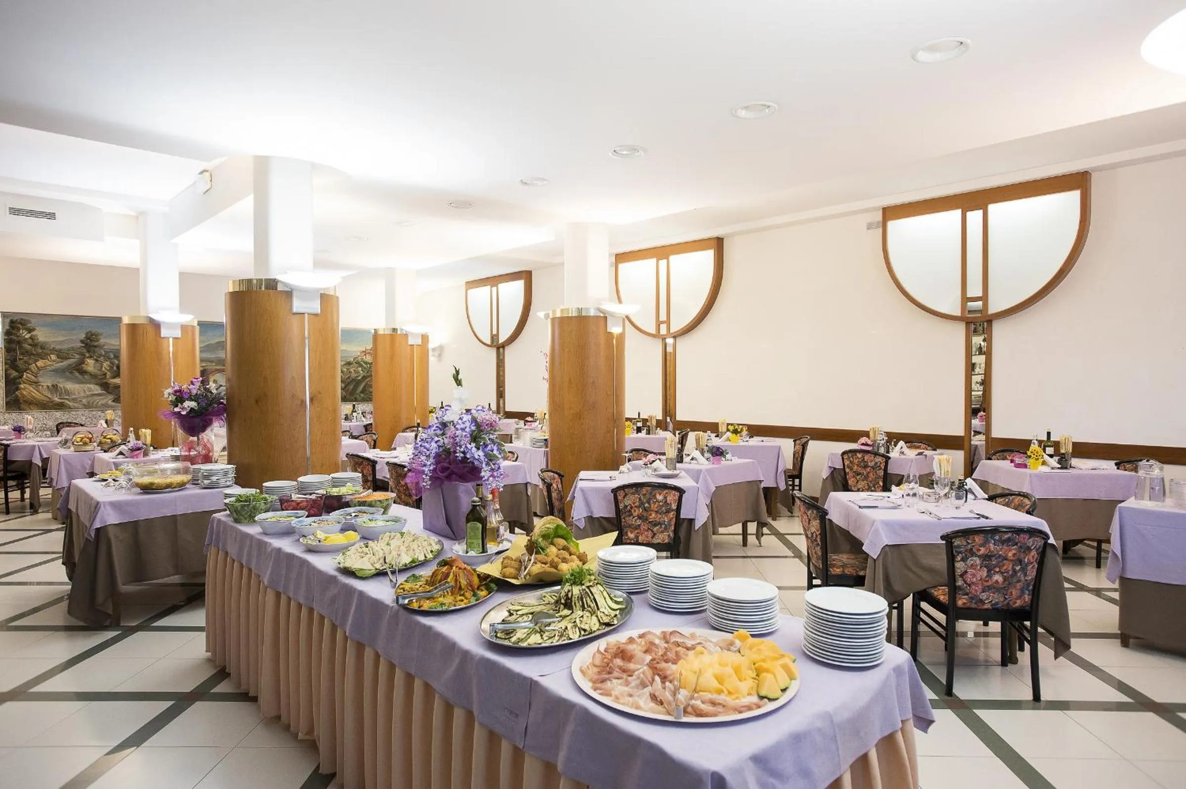 Restaurant/places to eat in Hotel Angiolino