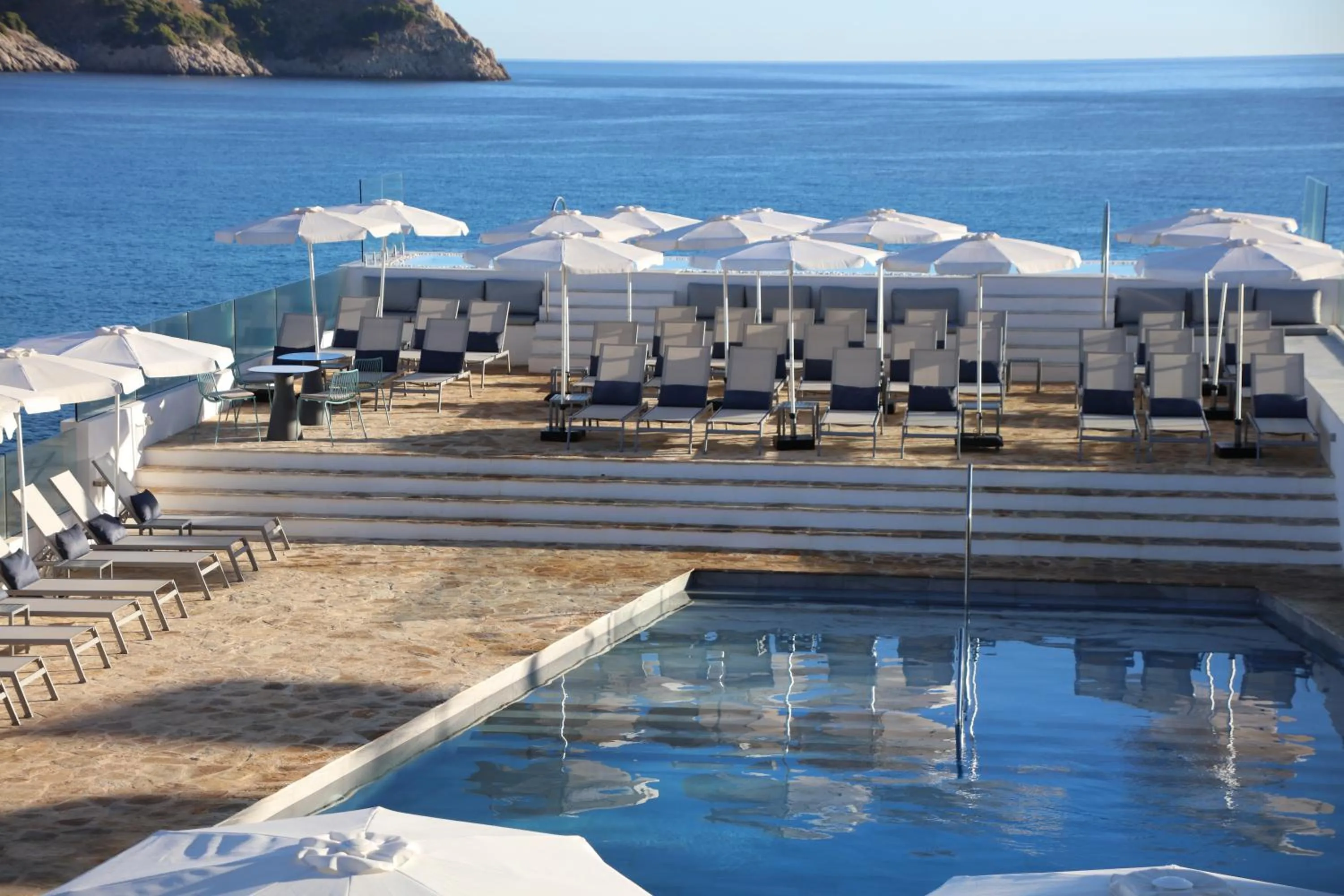 Swimming pool in Mar Azul Pur Estil Hotel & Spa - Adults only