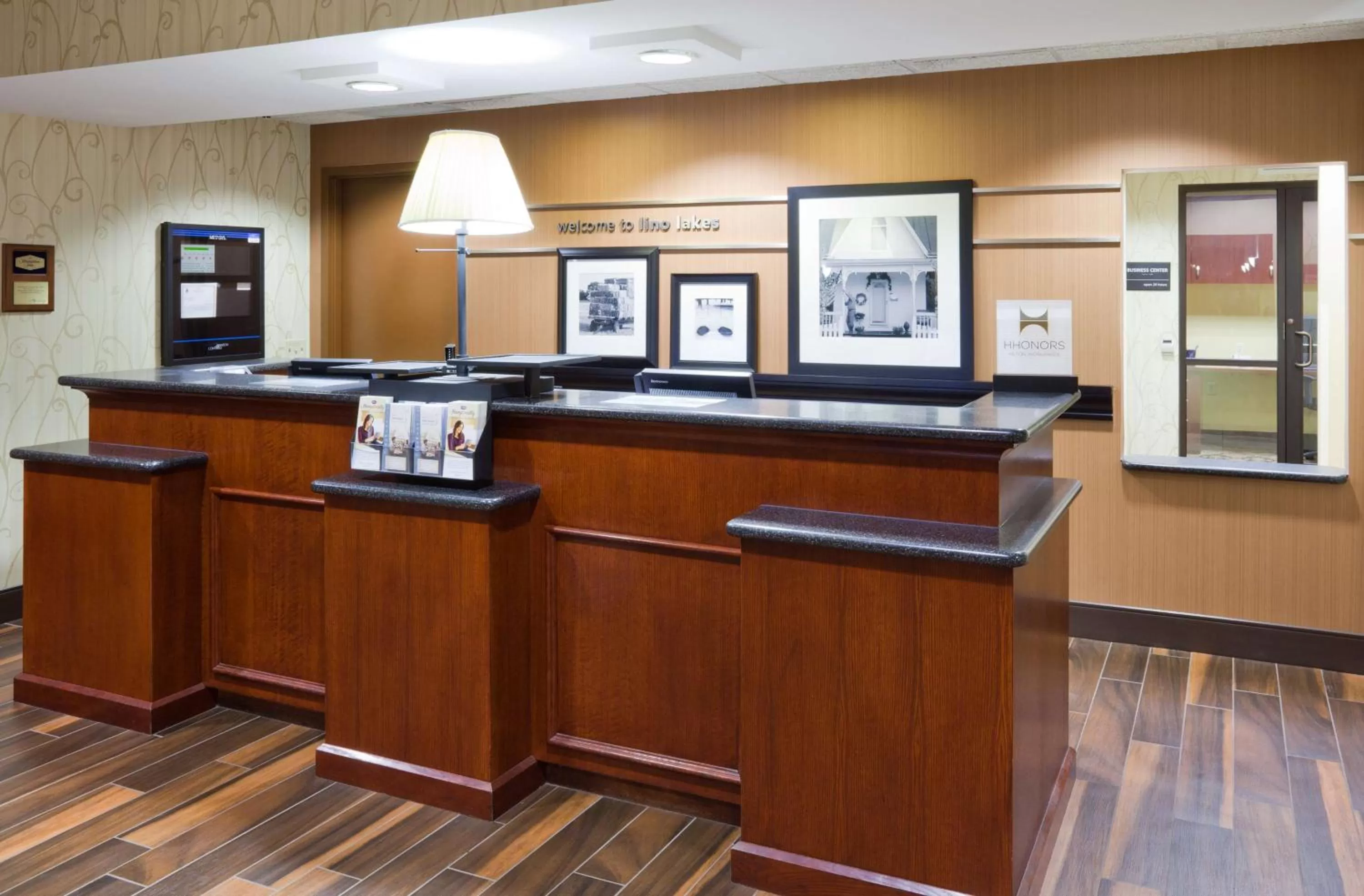 Lobby or reception in Hampton Inn & Suites Lino Lakes
