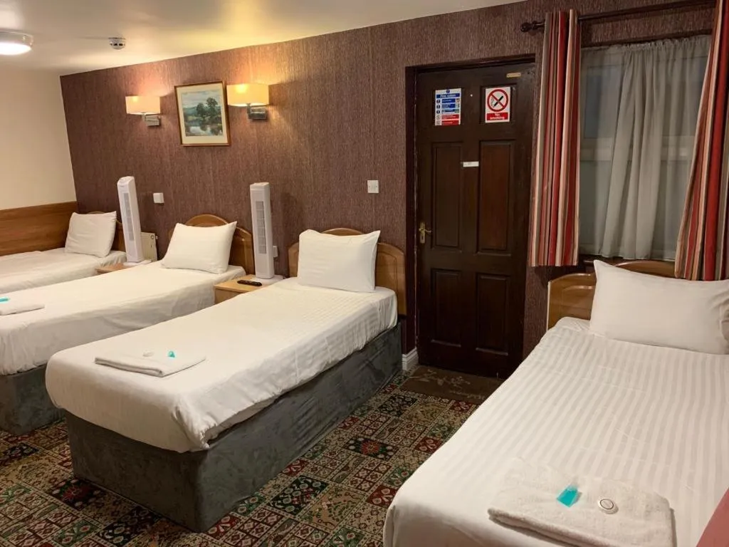 Bed in Twickenham Guest House