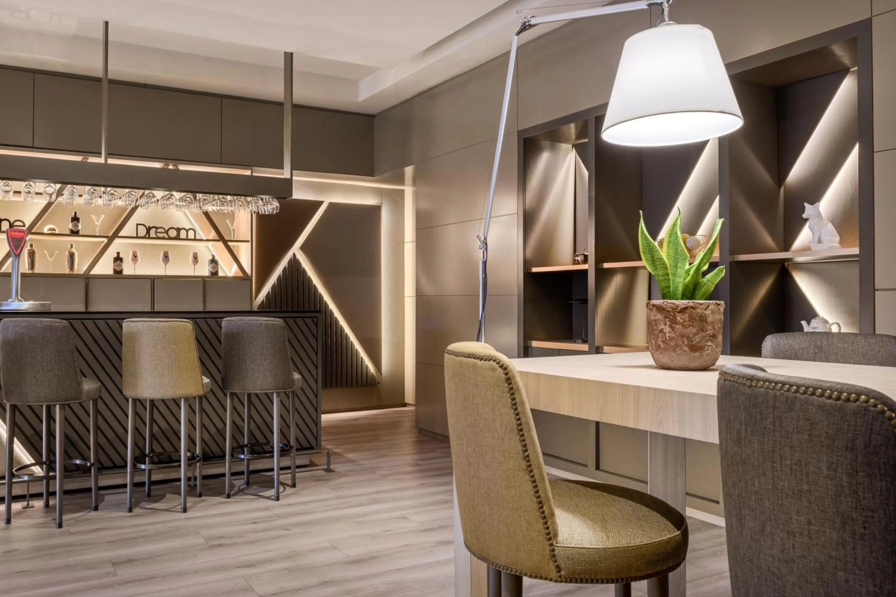 Lounge or bar in AC Hotel Aravaca by Marriott