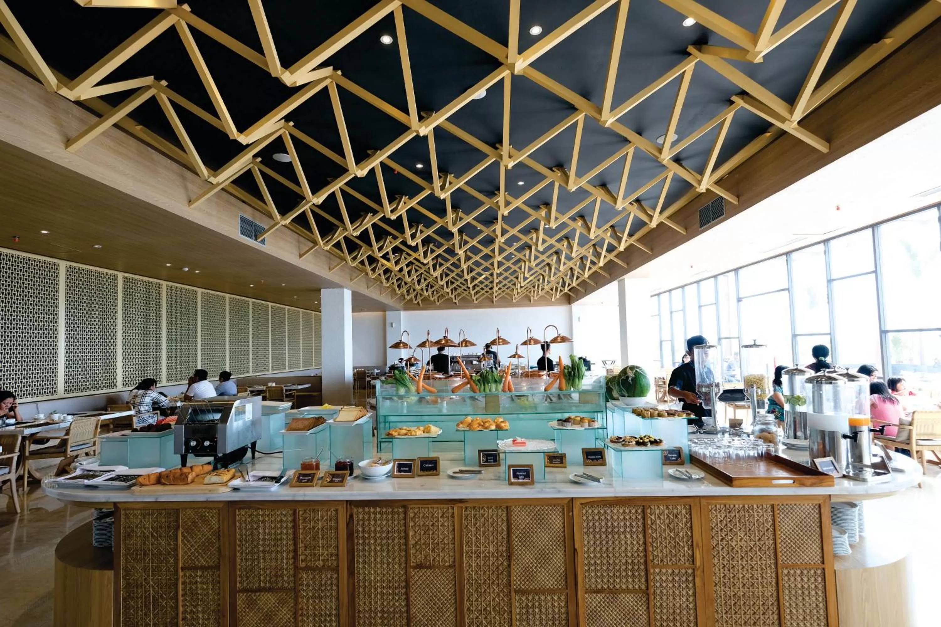 Restaurant/places to eat in ILLIRA Hotel Banyuwangi