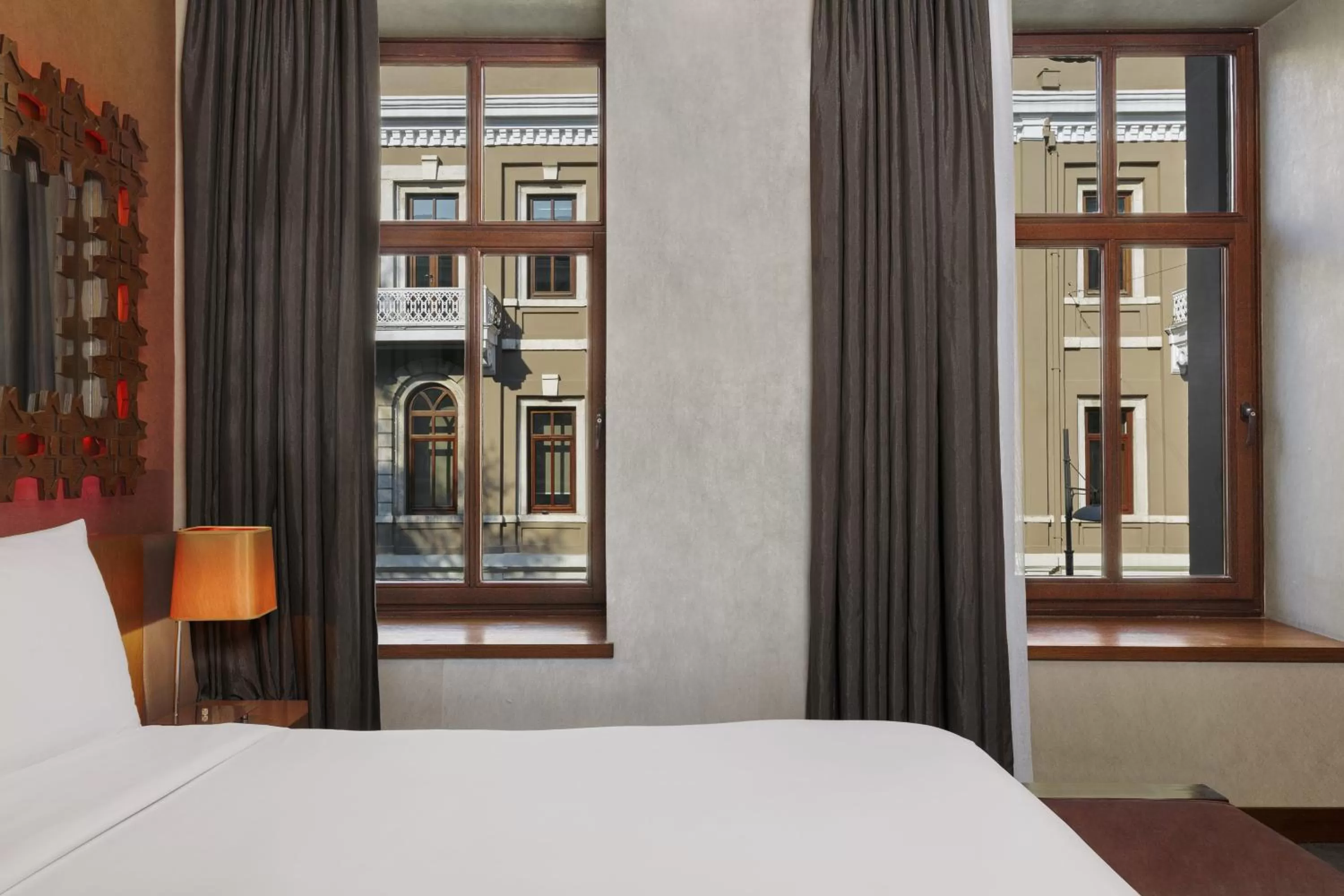 Photo of the whole room in W Istanbul