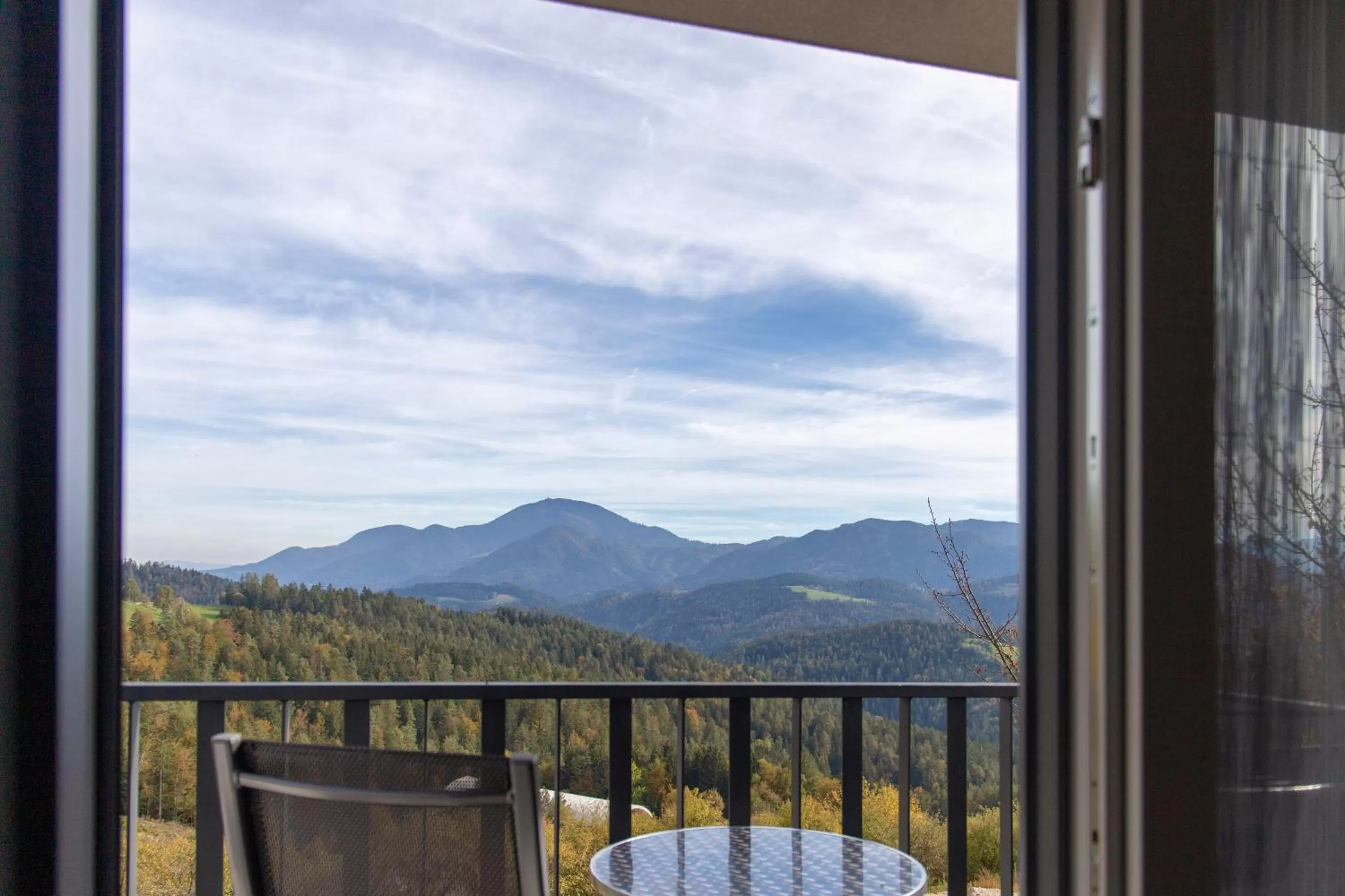 Property building in Vila Marin Miler