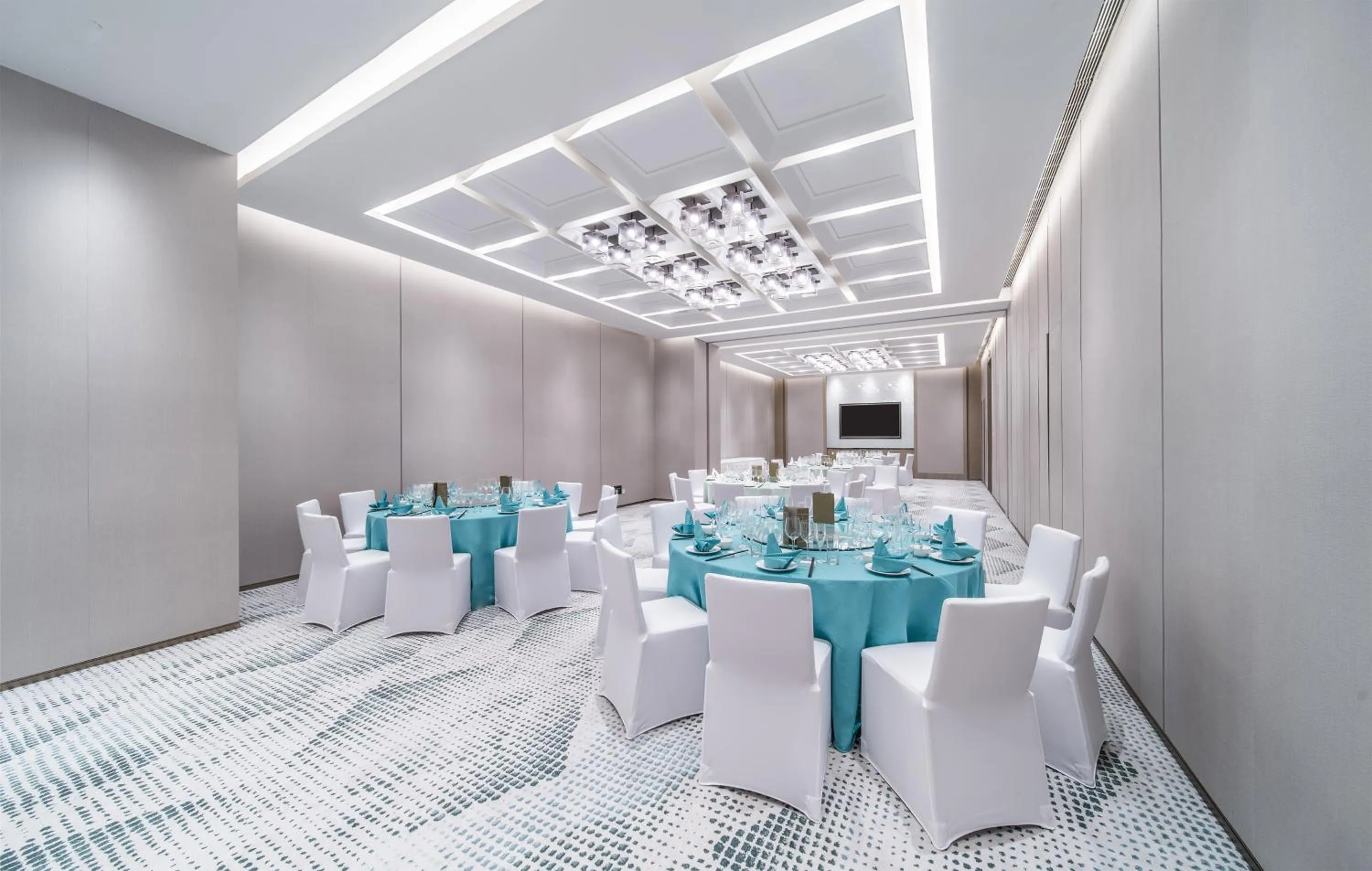 Meeting/conference room in HUALUXE Xi'an Chanba by IHG