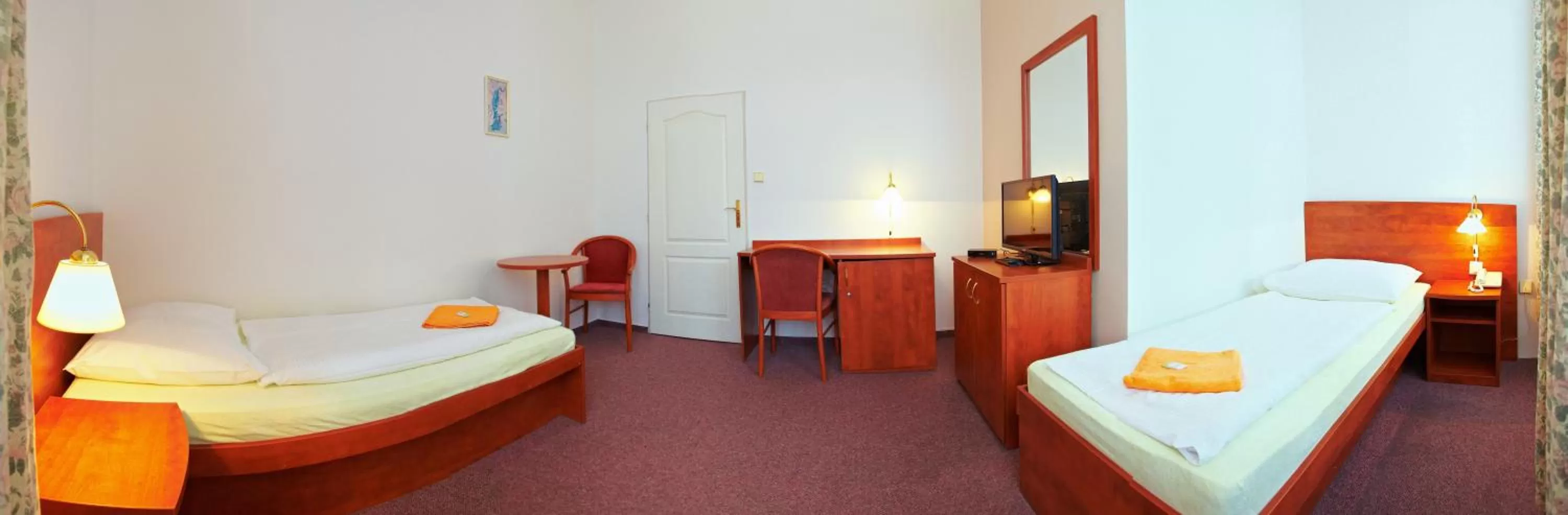 Bed in Wellness Hotel Central