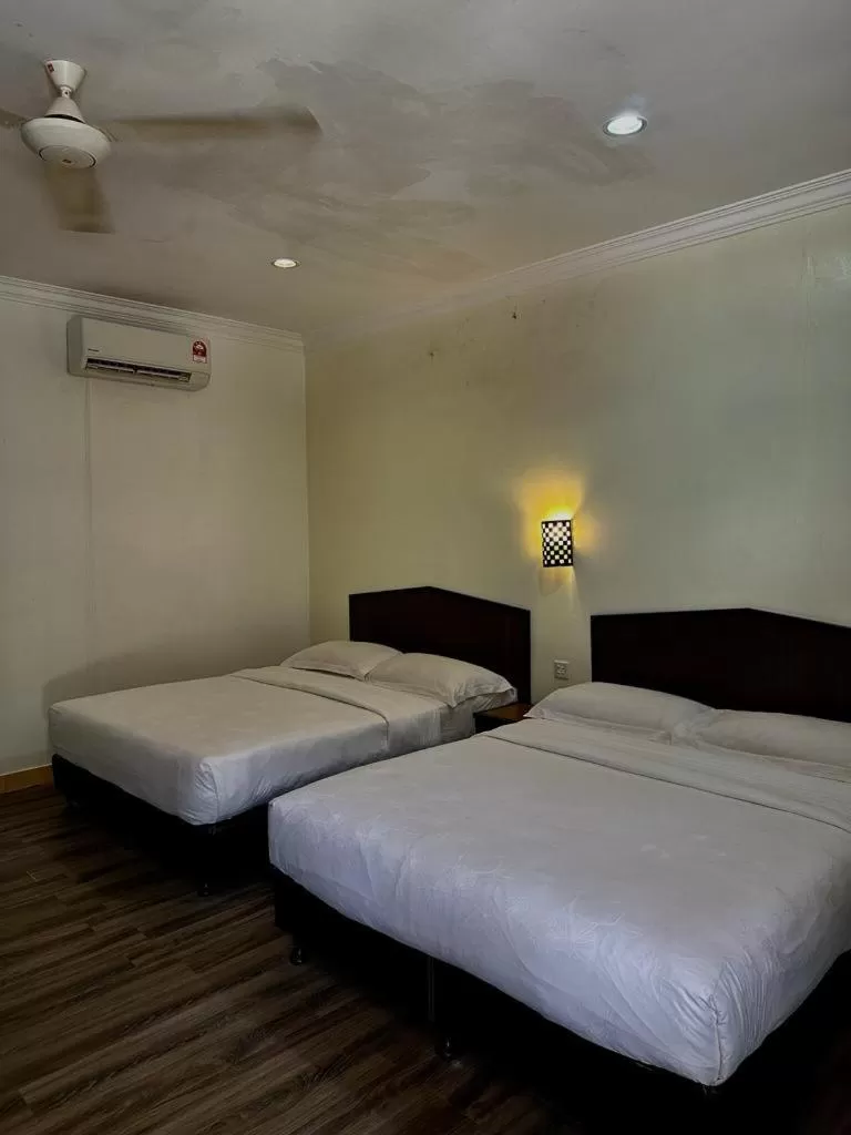 Photo of the whole room, Bed in Malibest Resort