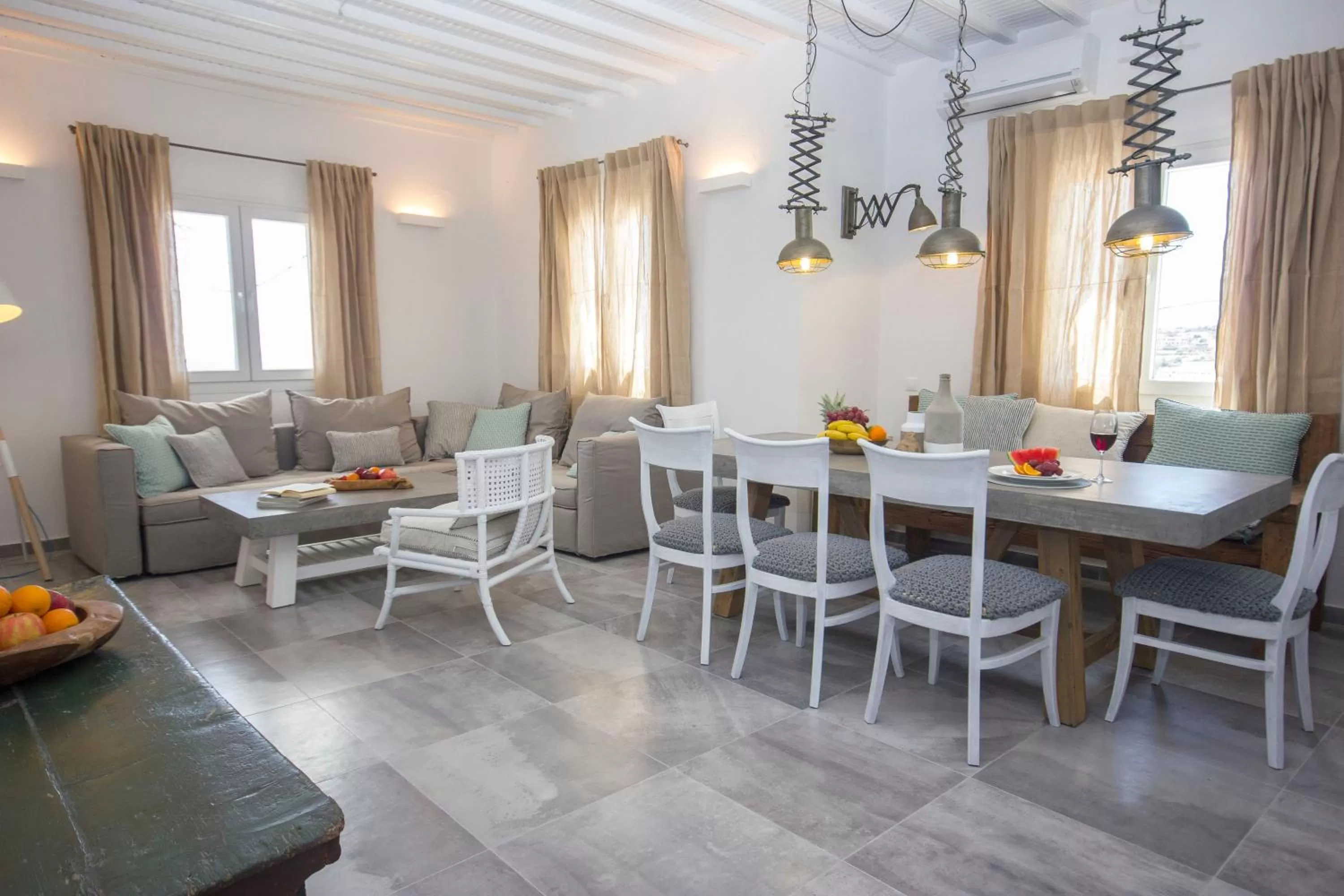 Living room in Amperian Mykonos Suites & Villas