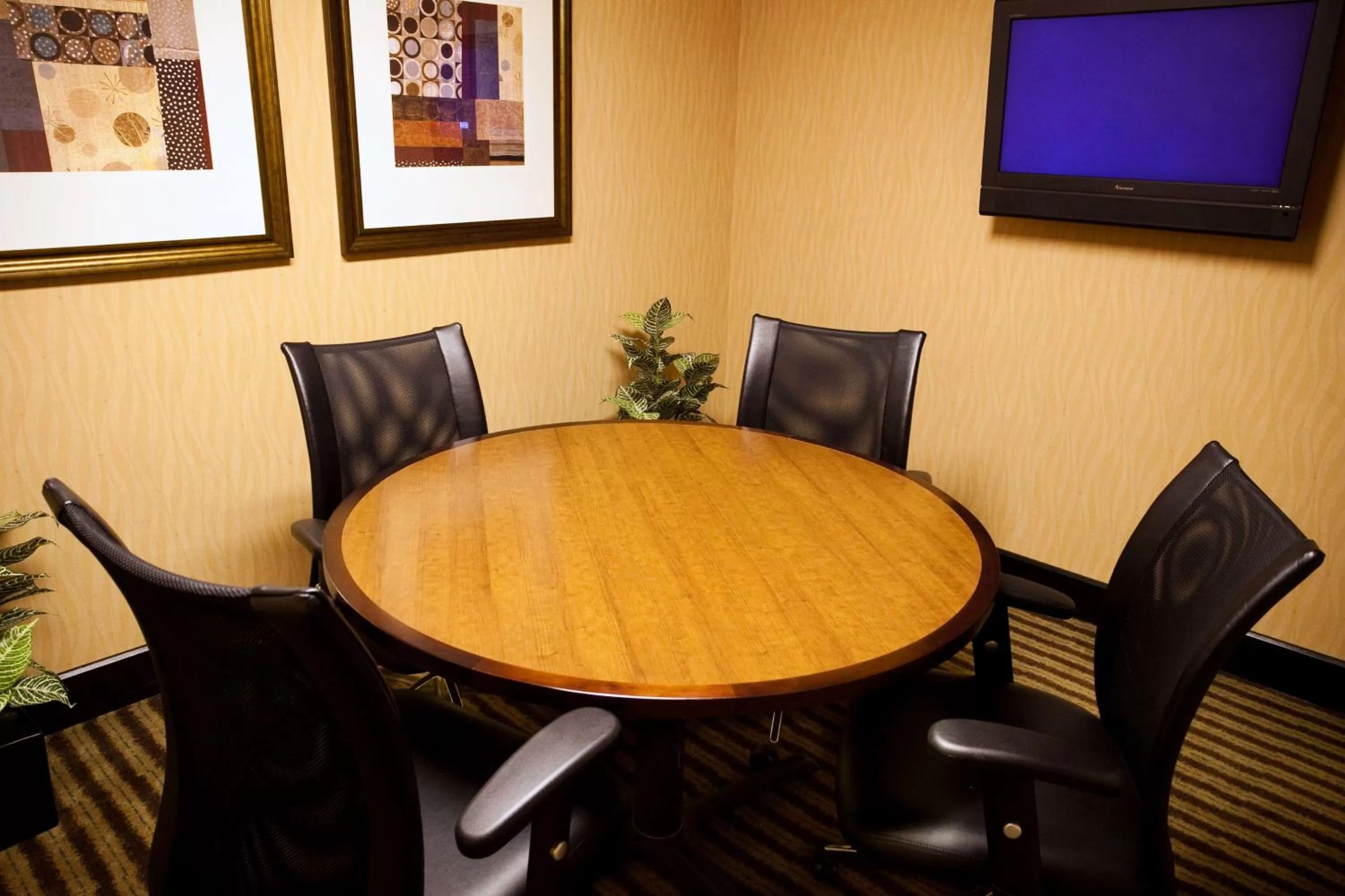 Meeting/conference room in Hampton Inn Atlanta-Newnan