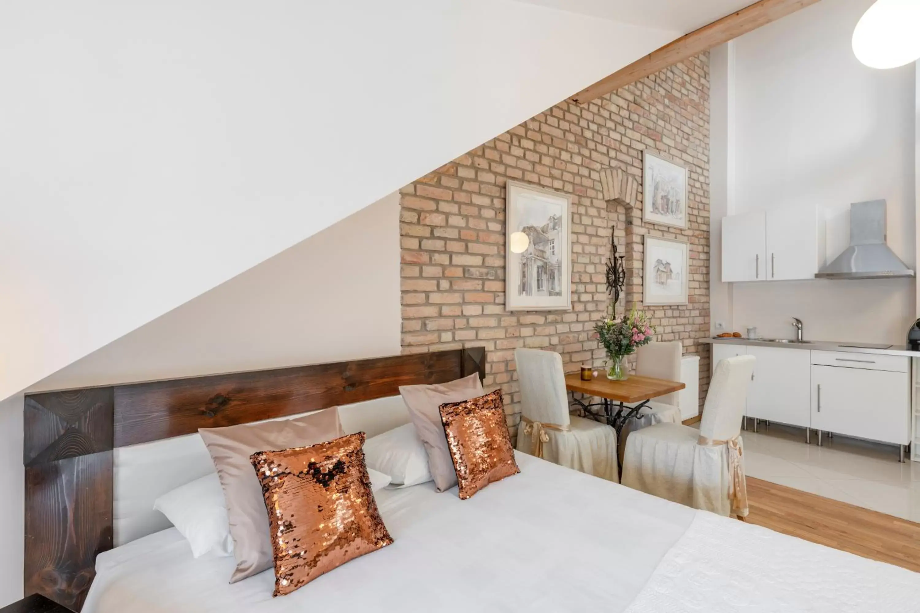 Luxury Studio Apartment in Vilnius Apartments Luxury Studio Apartment in Vilnius Apartments