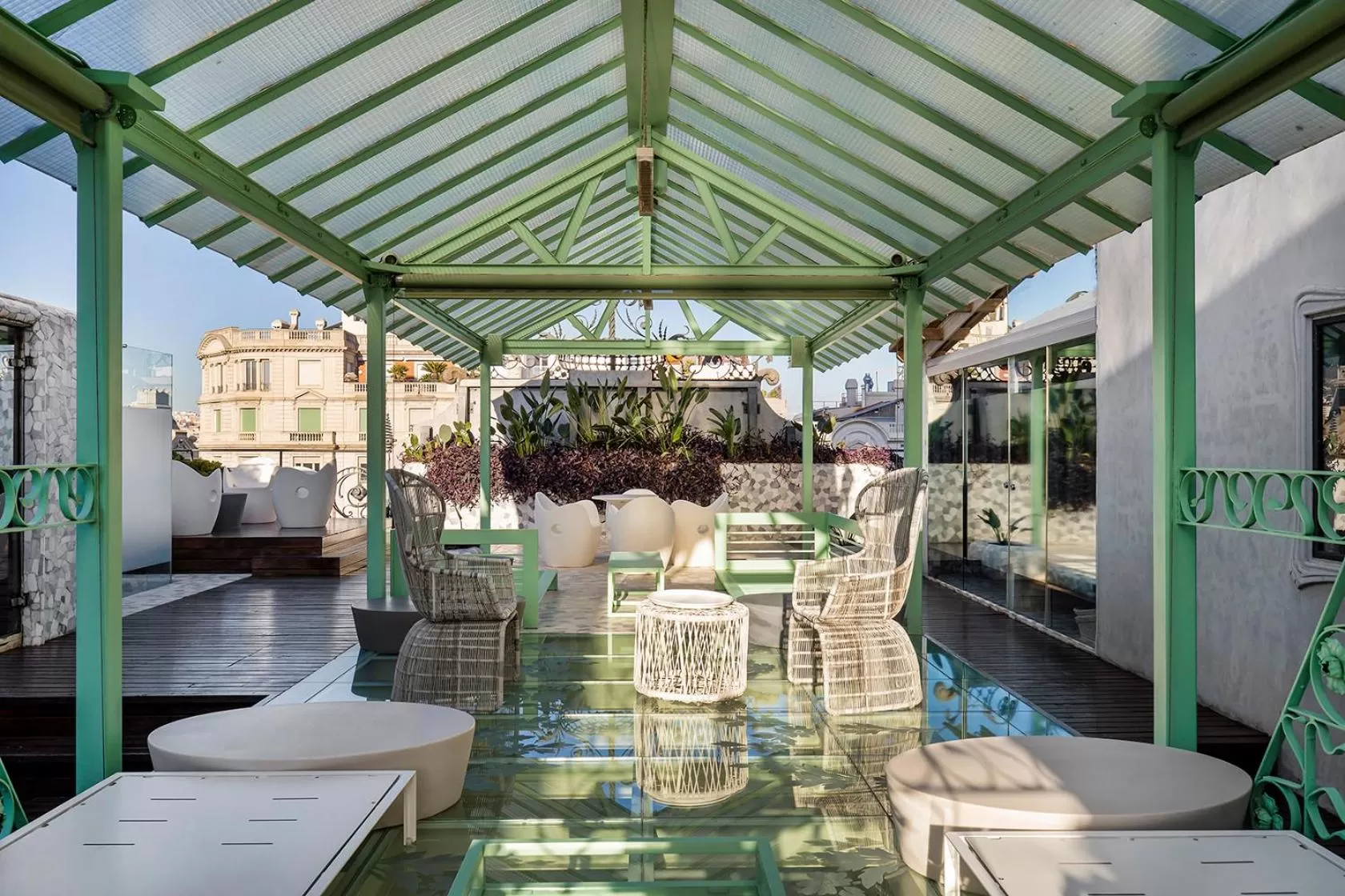 Seating area in El Palauet Modernist Suites Barcelona