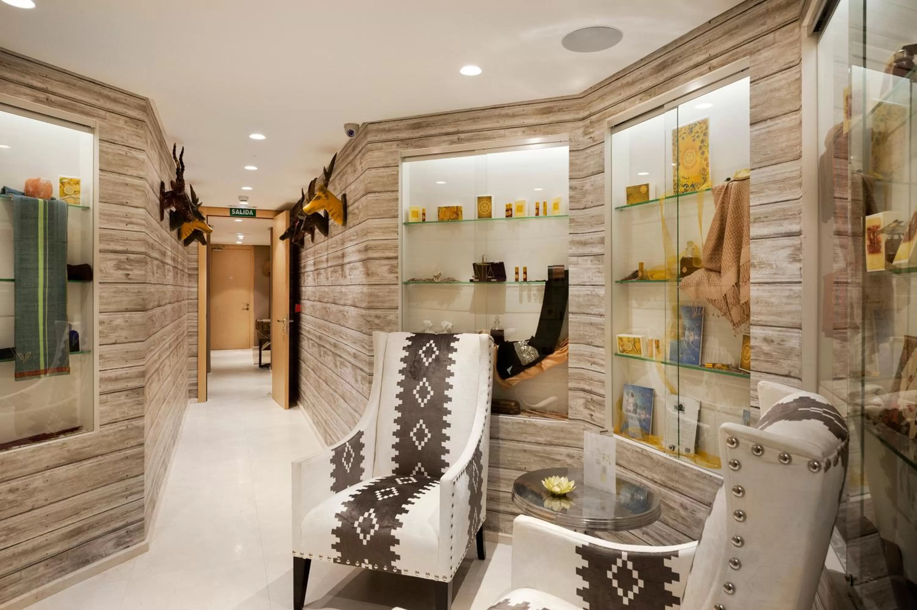 Spa and wellness centre/facilities in El Lodge, Ski & Spa