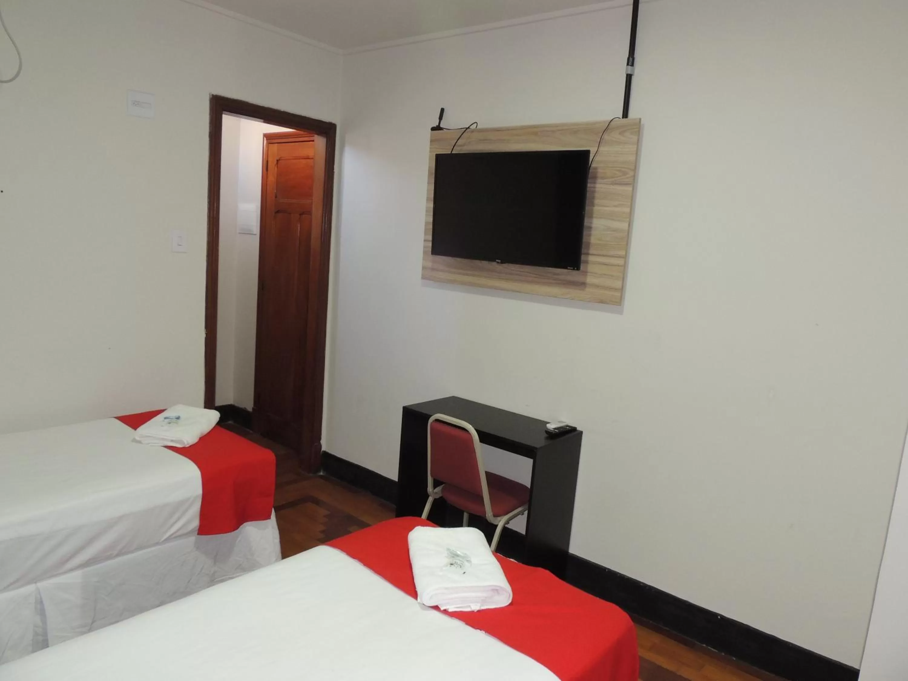 Bedroom, Bed in Hotel Gontijo Belo Horizonte - Próximo a Rodoviária e Praça Sete