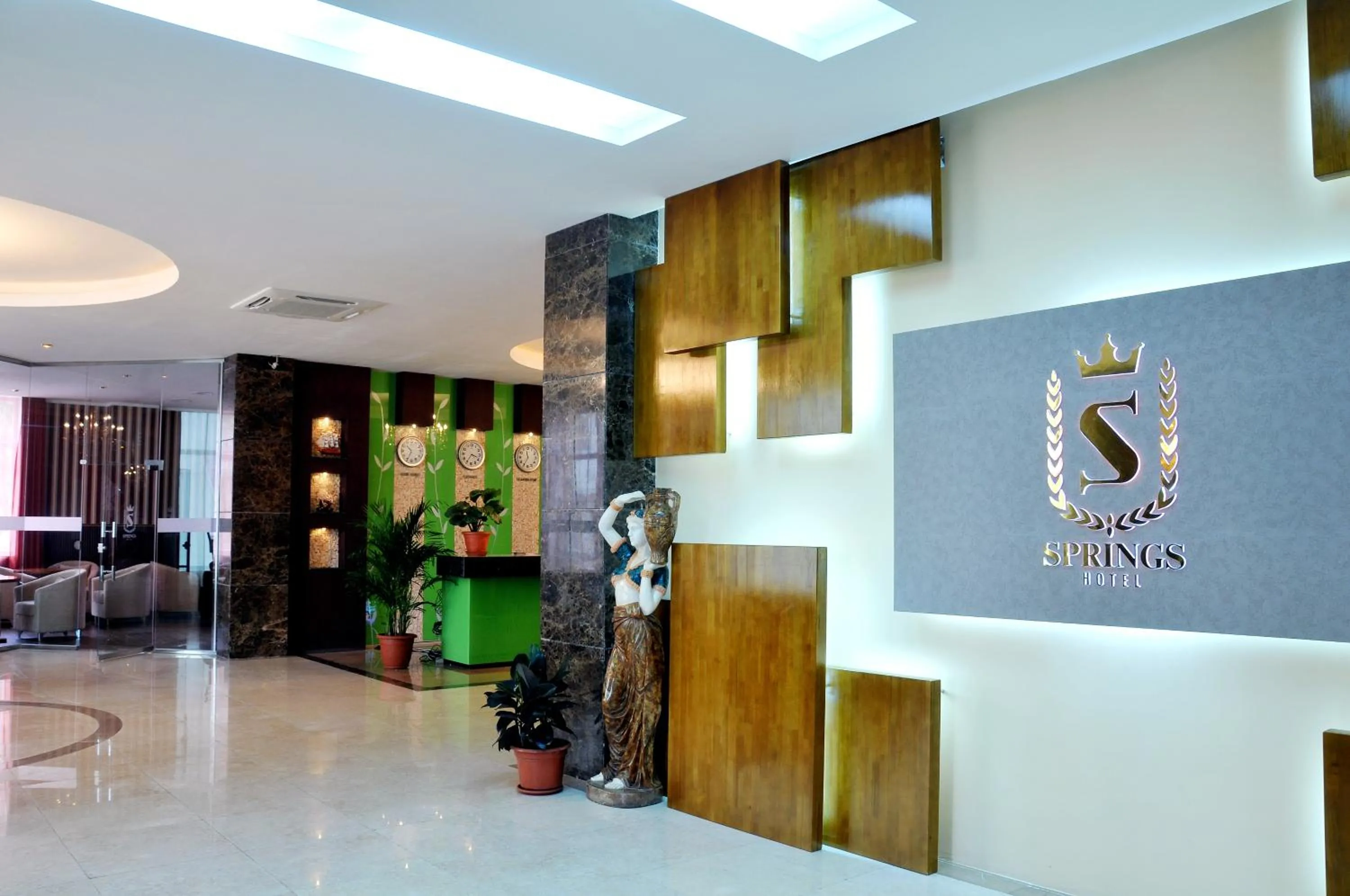 Lobby or reception in Springs Hotel Ulaanbaatar