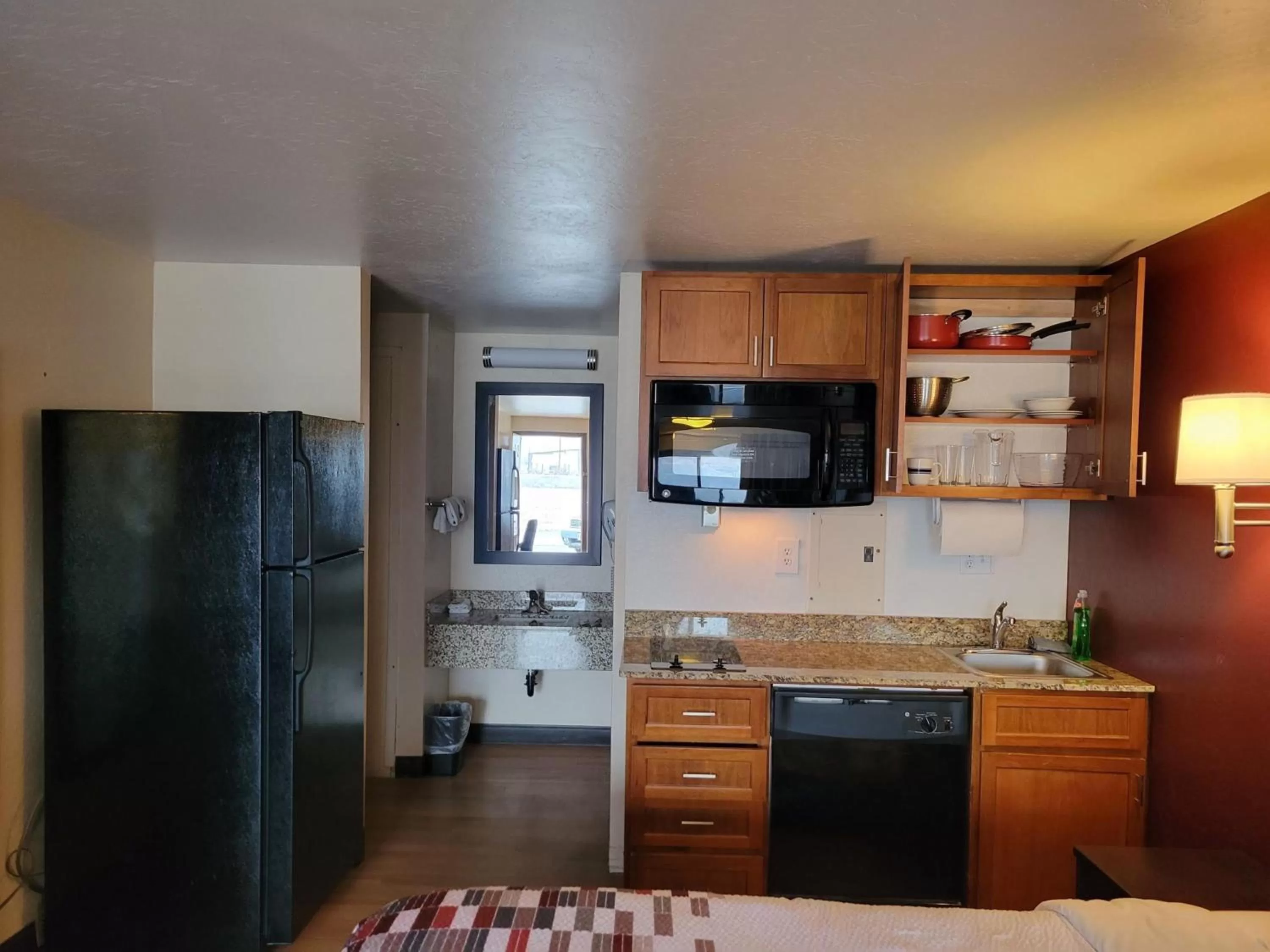 Photo of the whole room in Red Roof Inn Grand Junction