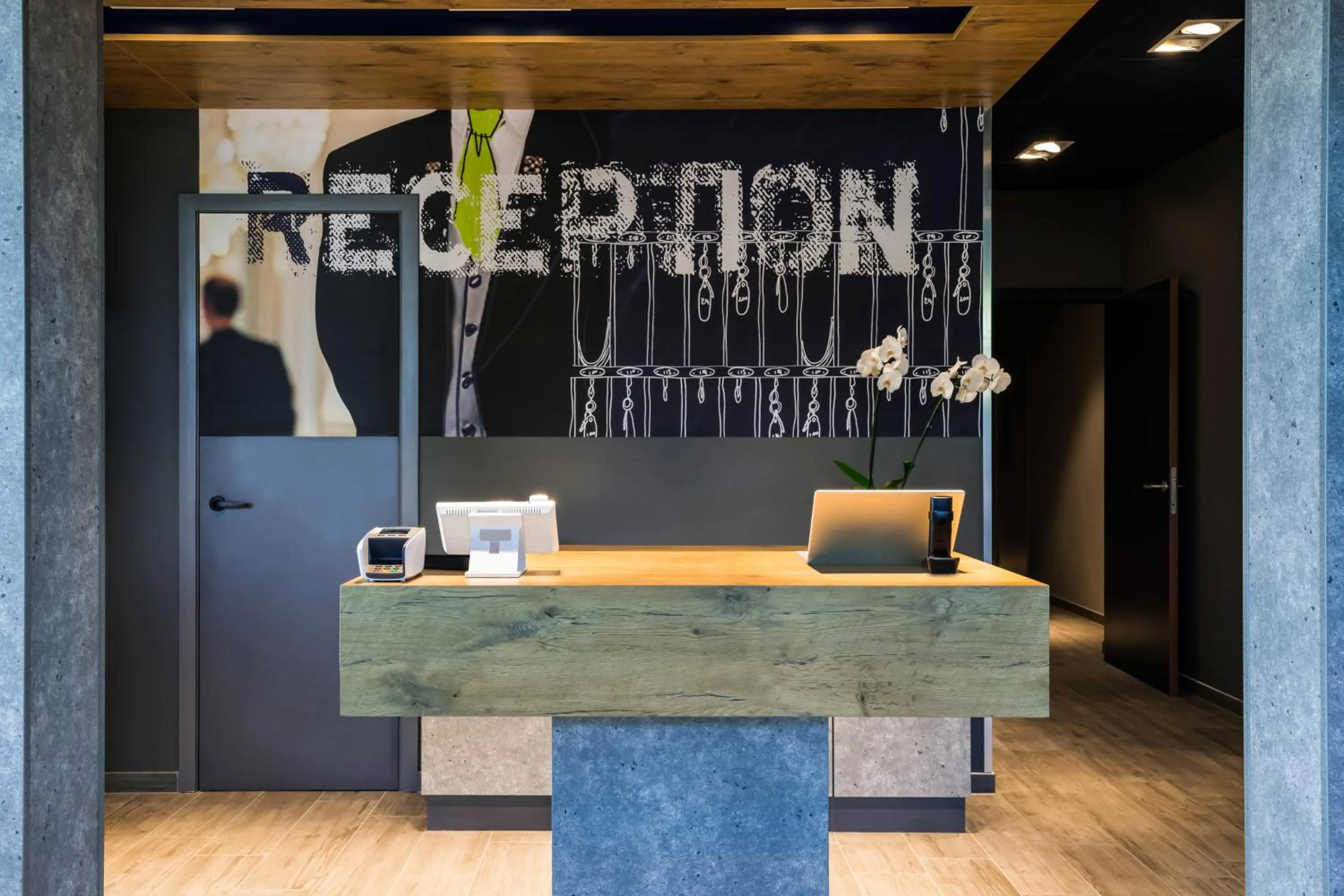 Spring in ibis Budget Knokke