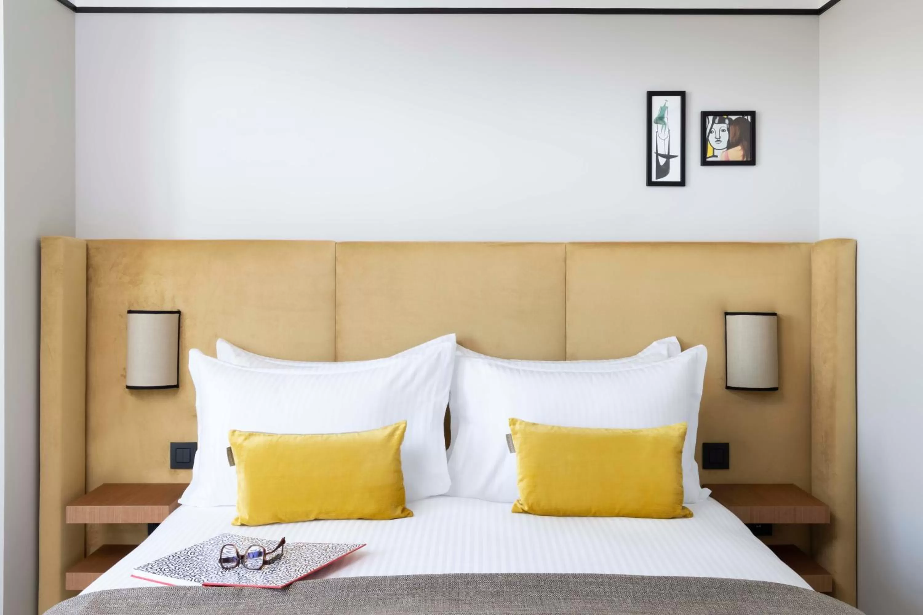 Bed in Hotel Le 37 Bis