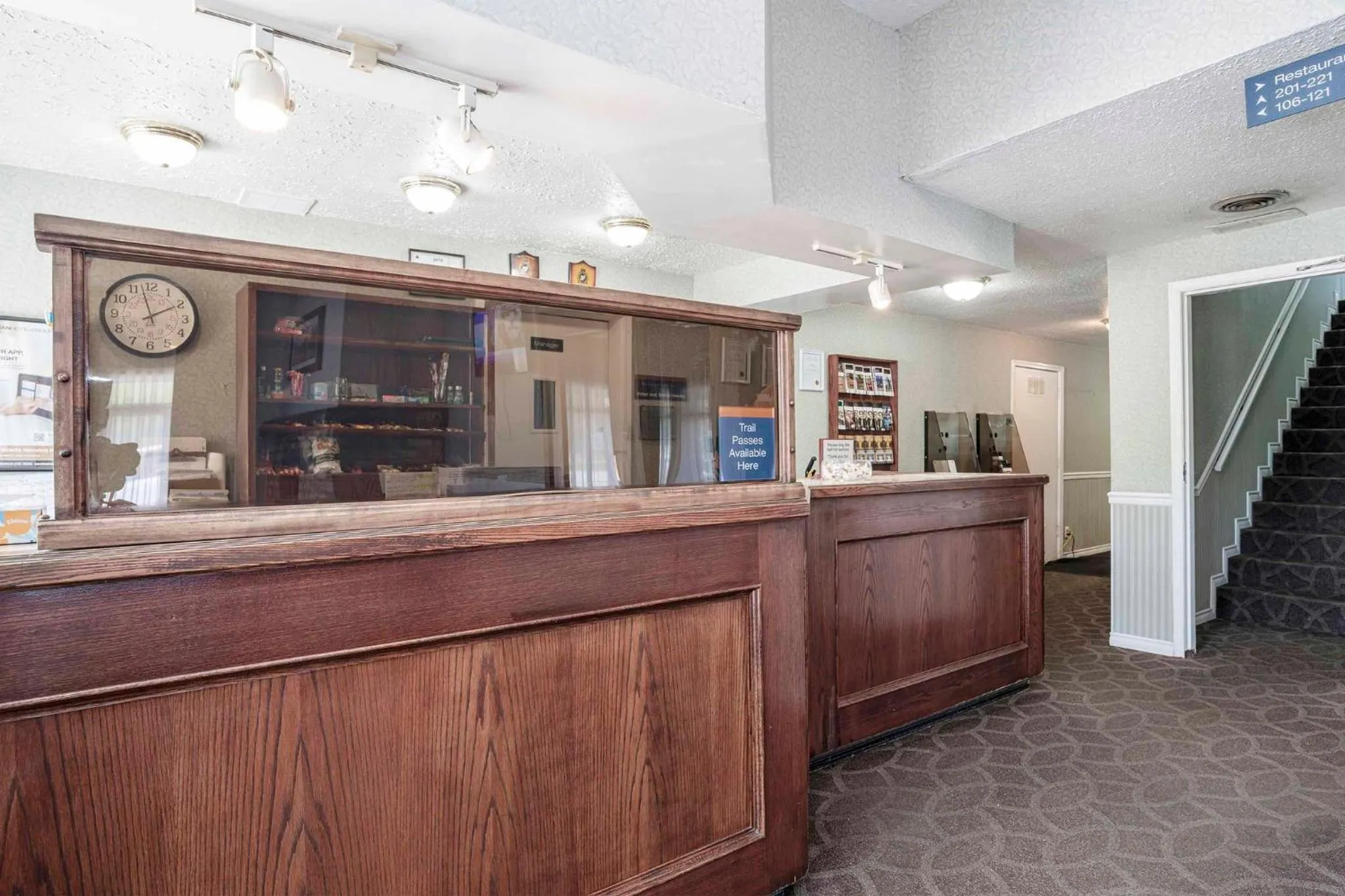 Lobby or reception in Sandman Inn McBride