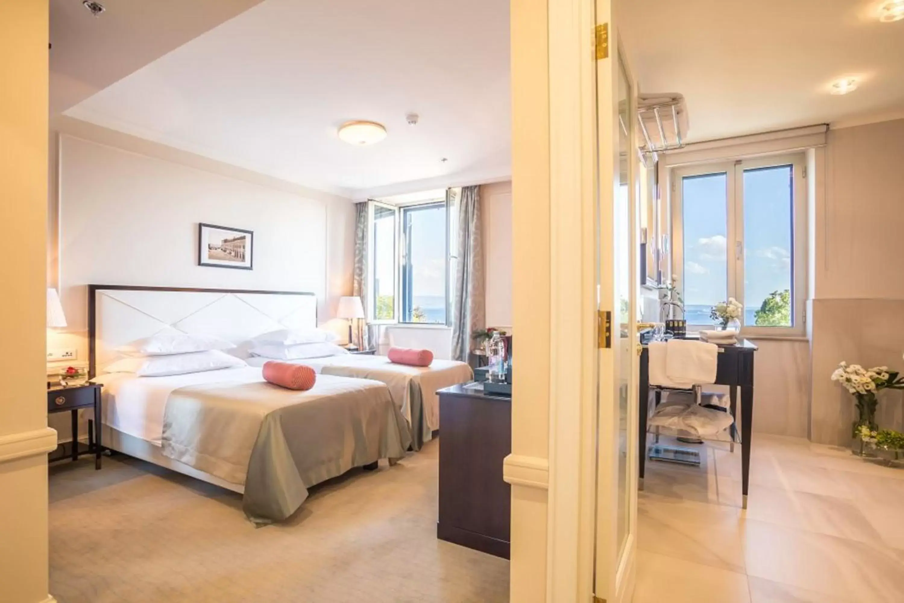 Superior Double Room Sea Side in Hotel Park Split Superior Double Room Sea Side in Hotel Park Split