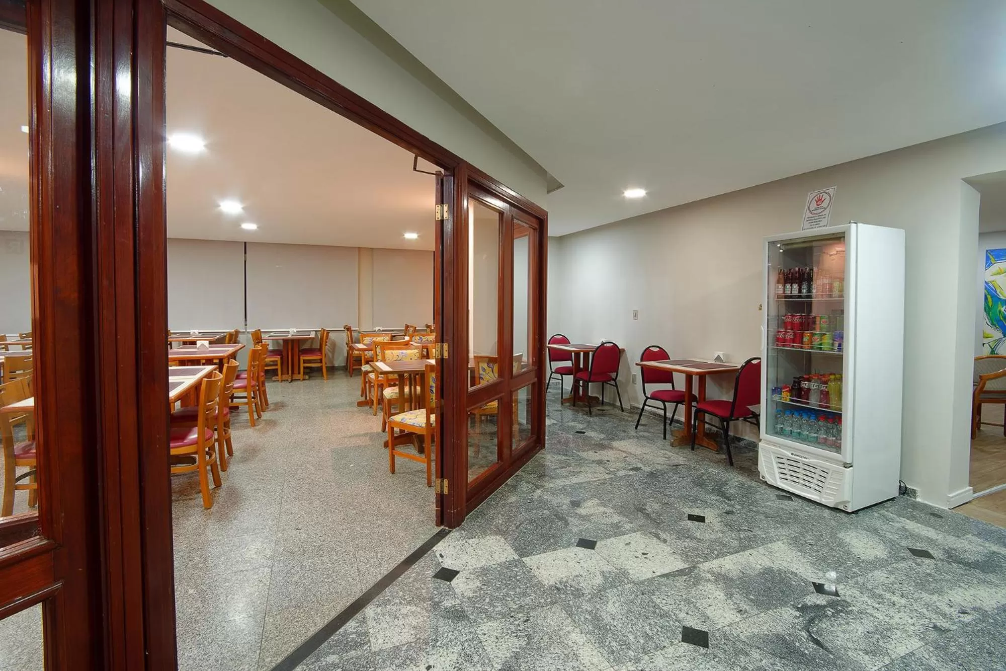 Restaurant/places to eat in Fênix Hotel Campinas